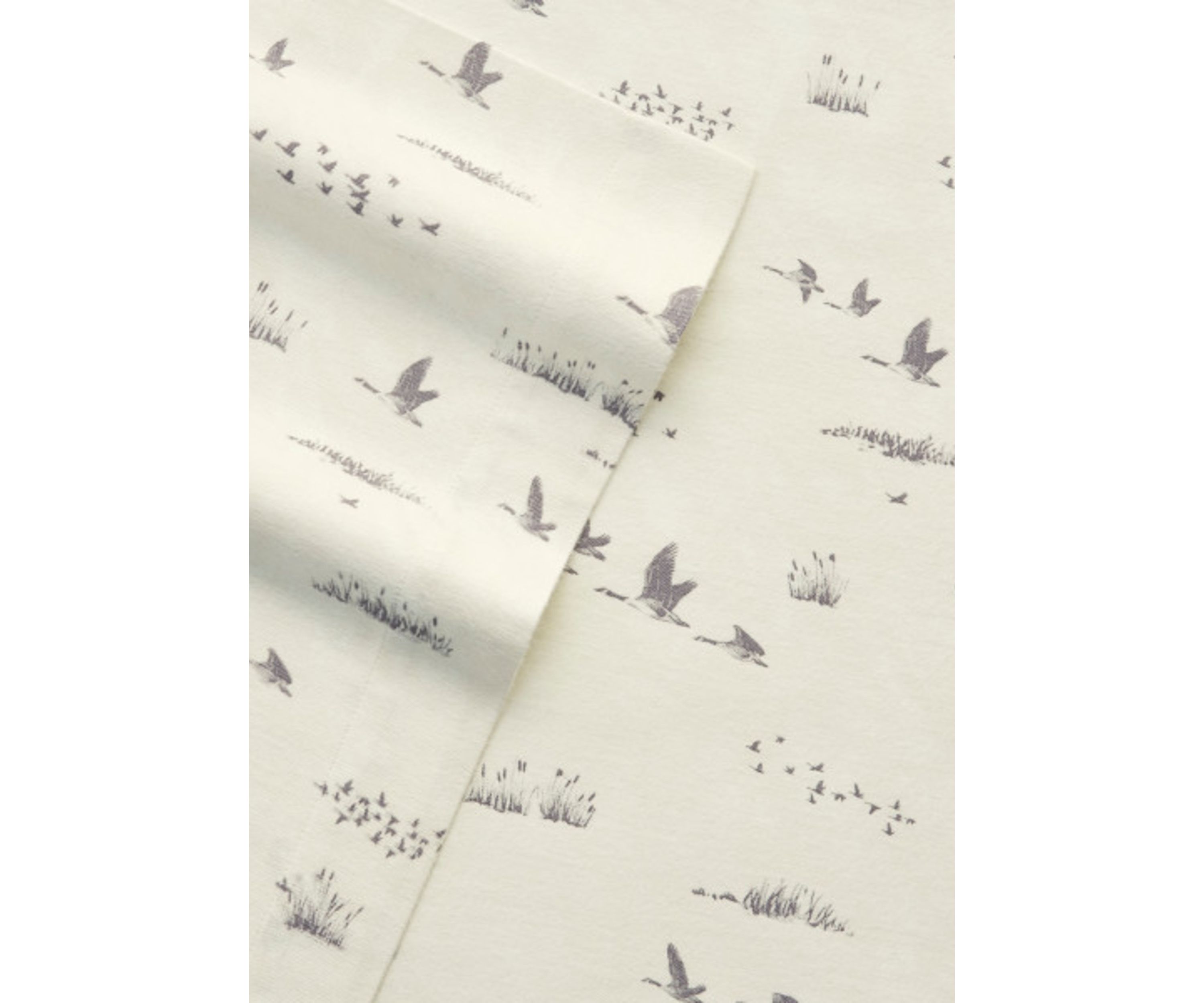 Geese Meadow Flannel Sheet Set