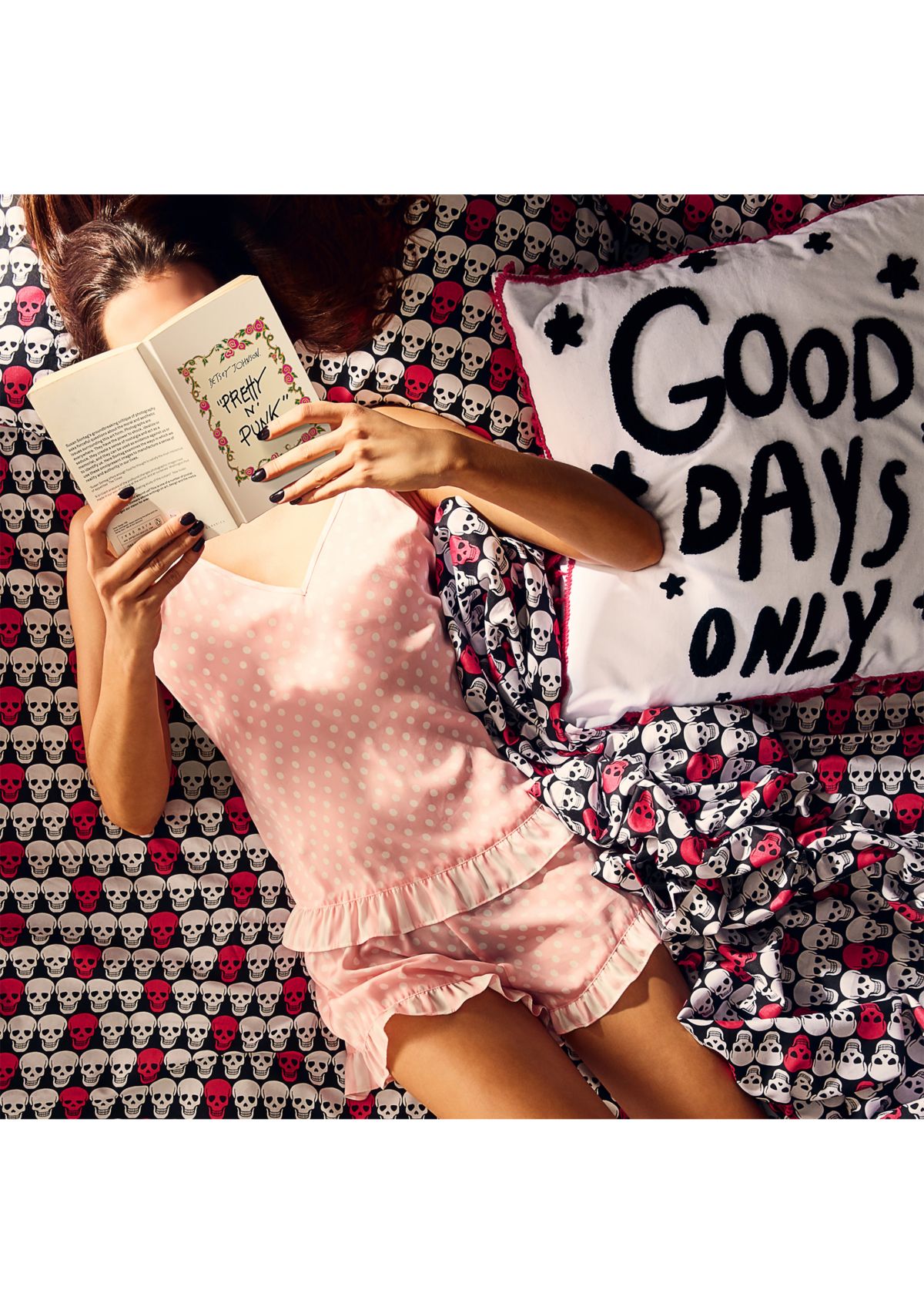 Skulls 3-Piece Graphic Sheet Set