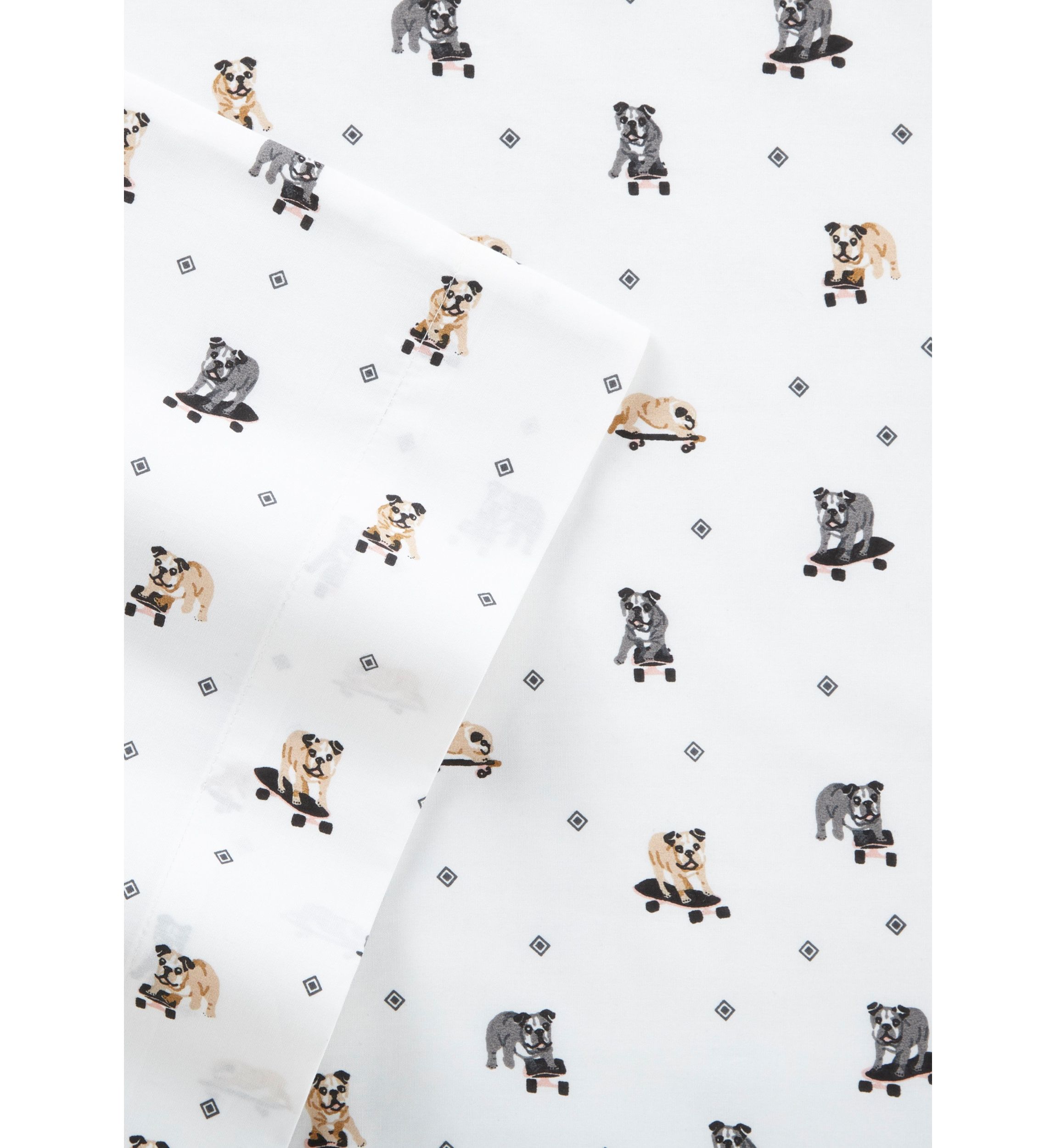 Skateboarding Bulldogs Cotton Sheet Set