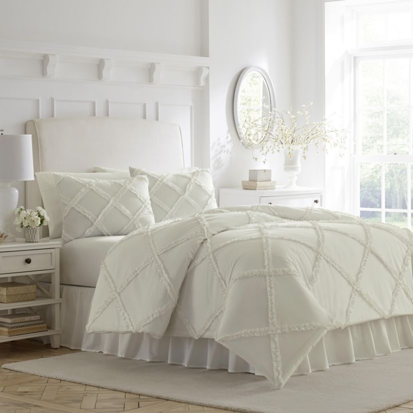0LA Adelina Cset Fq Wht:F/Q Bedspread Open Stock:White