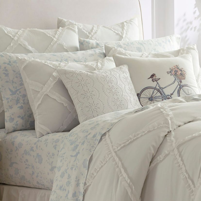 0LA Adelina Cset Fq Wht:F/Q Bedspread Open Stock:White