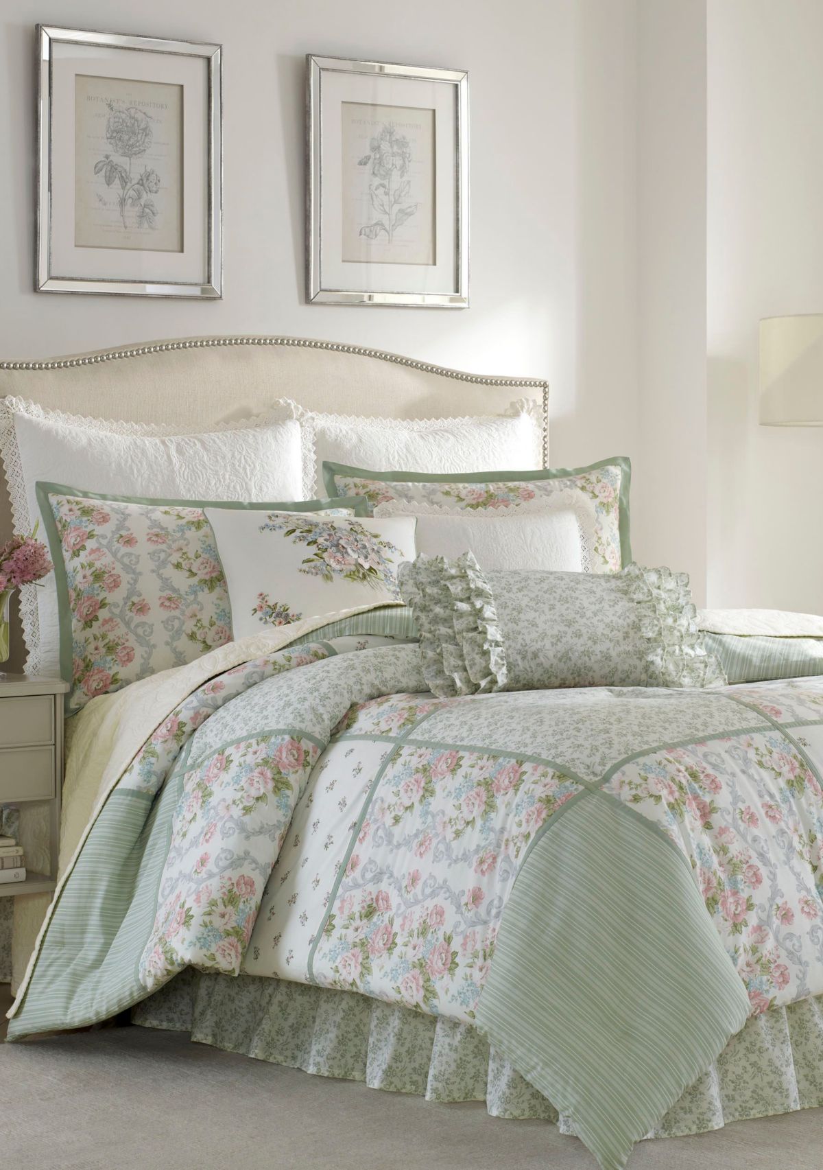 Harper 4-Piece Floral Cotton Comforter Set