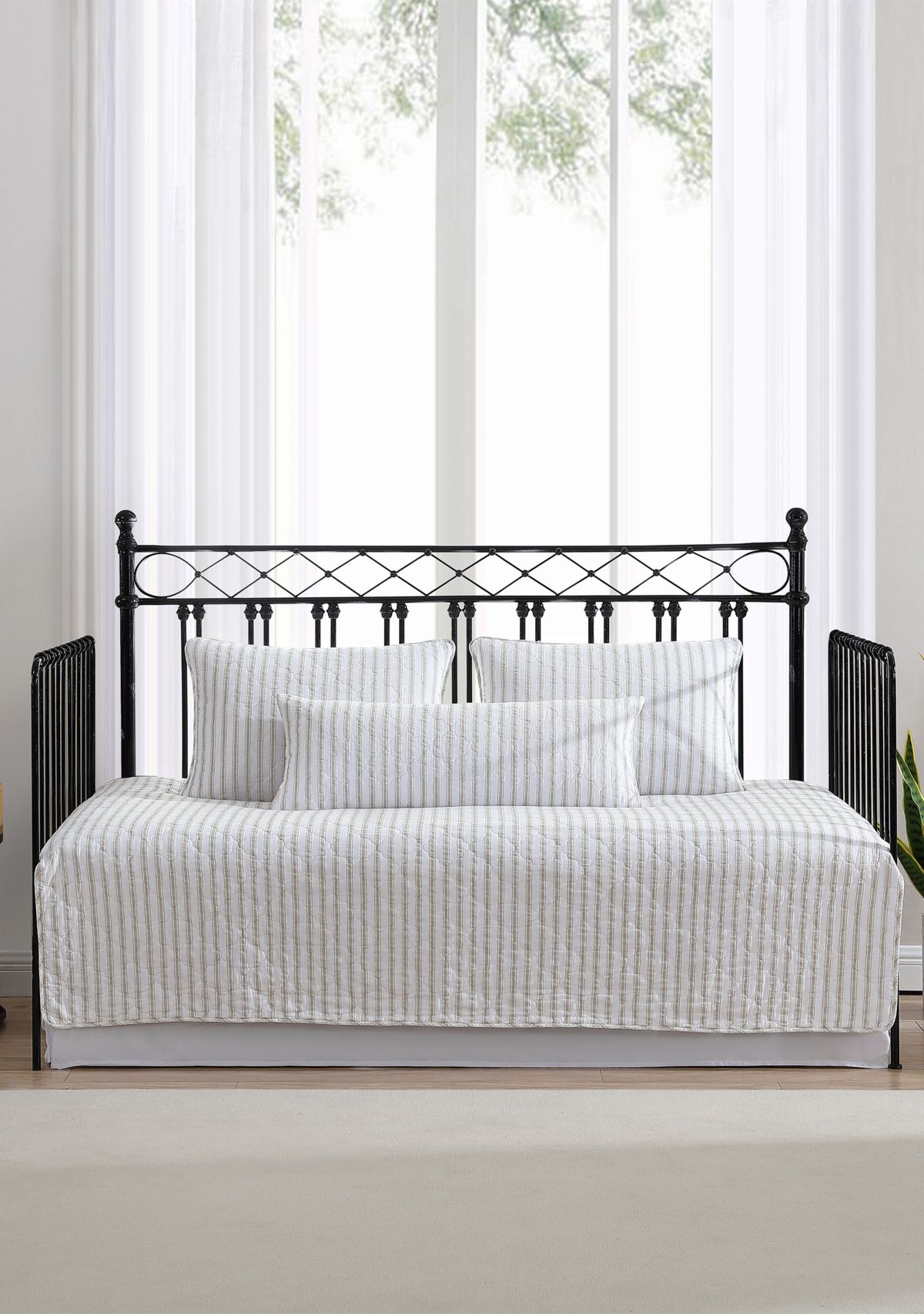 Willow Way Tic Stripe 4-Piece Cotton Daybed Set