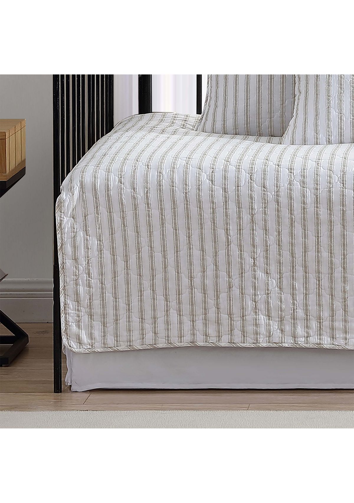 Willow Way Tic Stripe 4-Piece Cotton Daybed Set