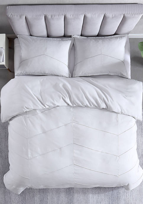 Betsey Johnson Chloe Solid 3-Piece Comforter Set