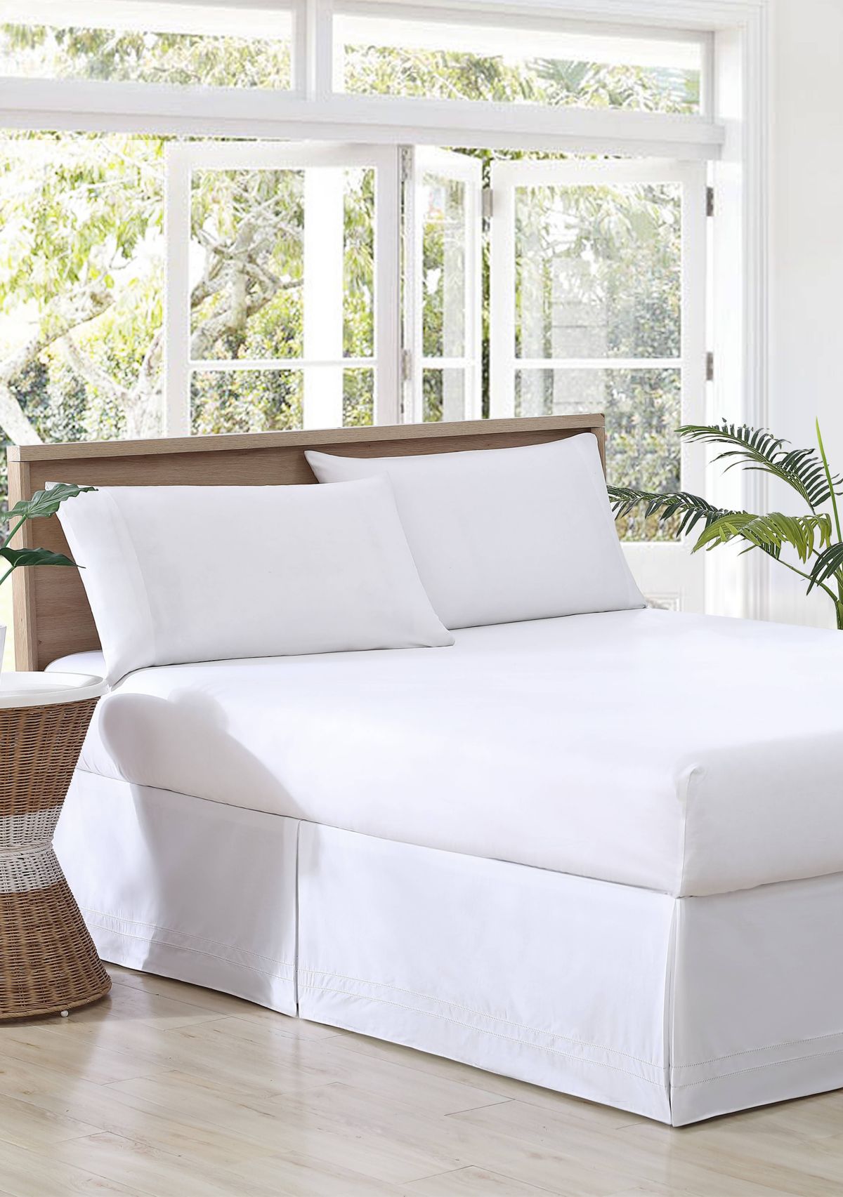 Solid Pleated 1-Piece Sateen Cotton Bedskirt