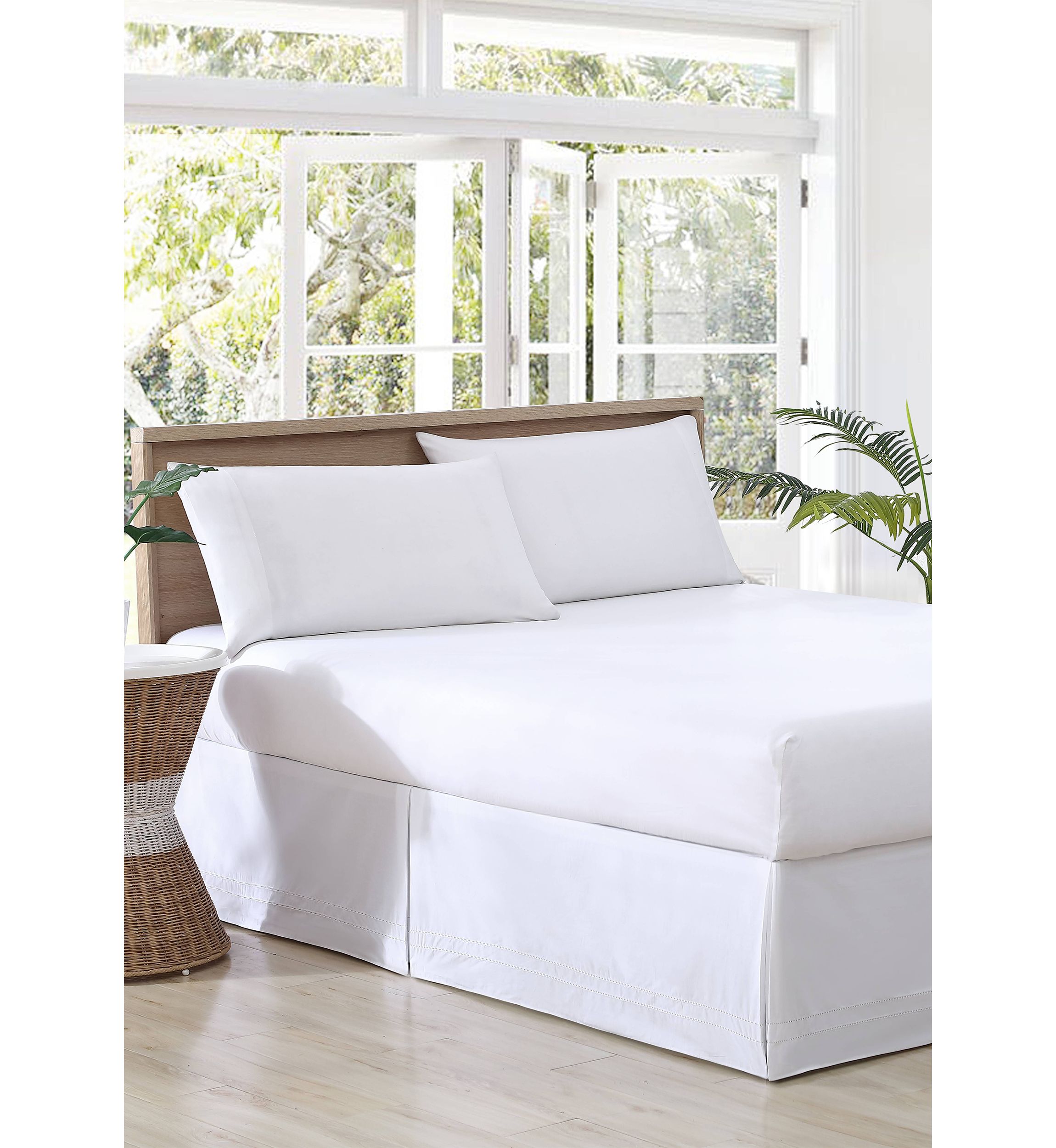 Solid Pleated 1-Piece Sateen Cotton Bedskirt