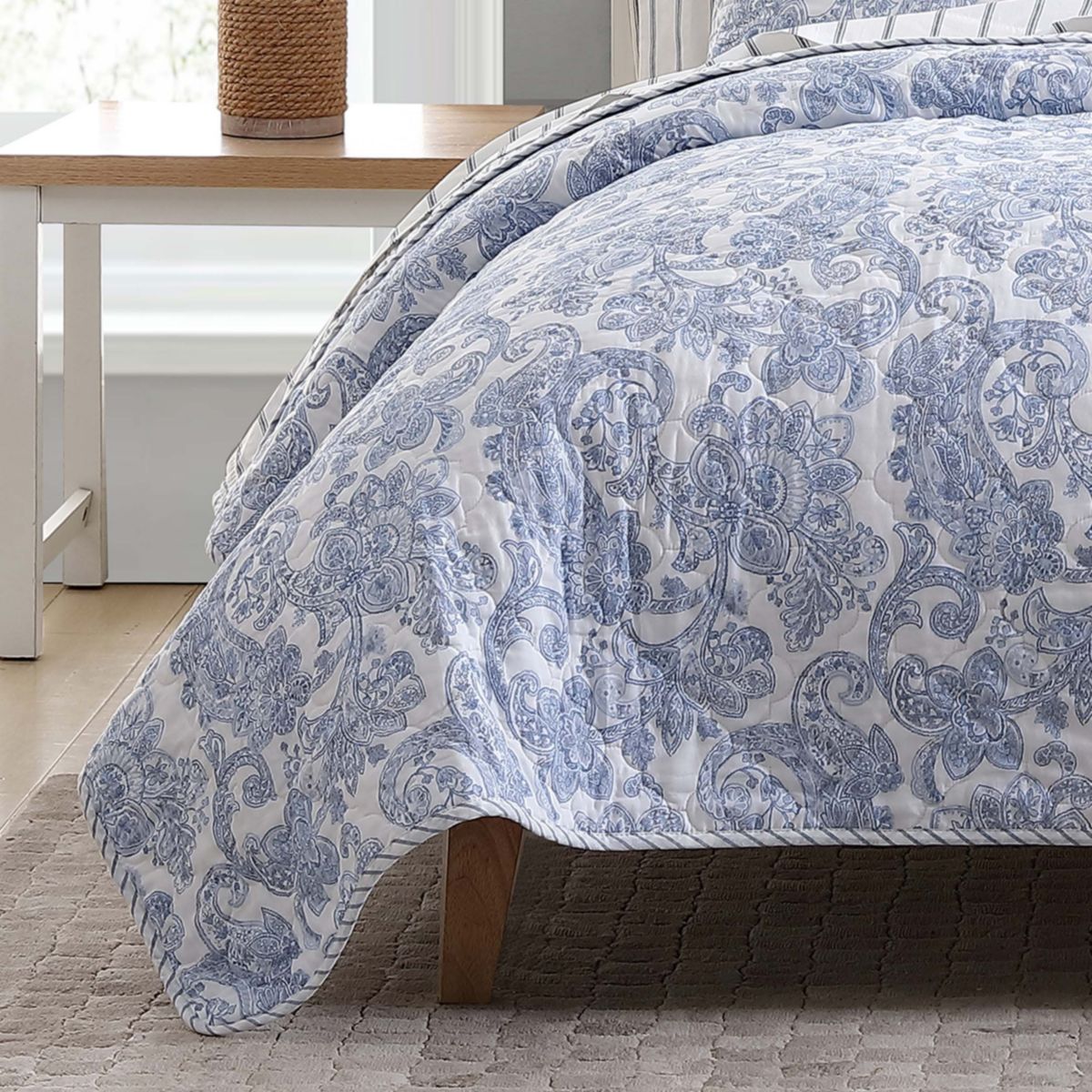Field Of Paisley 100% Cotton 3 Piece Reversible Quilt Set