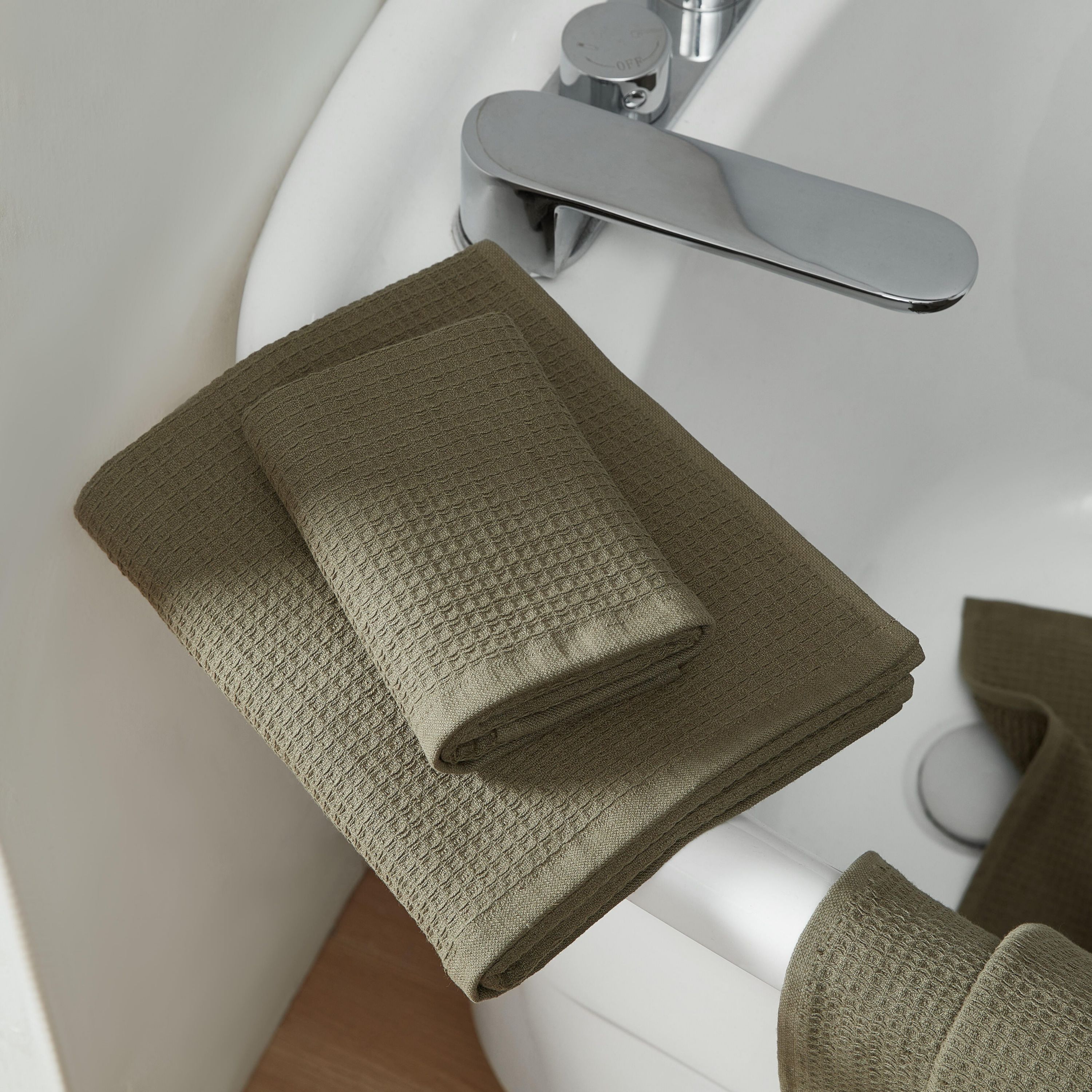 Eternity Green 3 Pc Towel Set-3 Piece