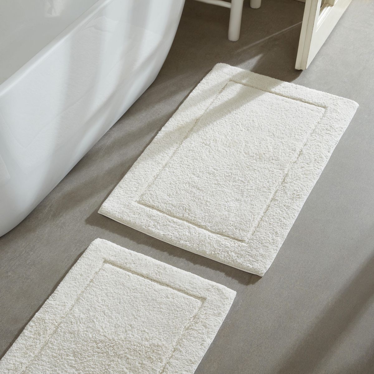 Essence Solid White Bath Rug Set-2 Piece