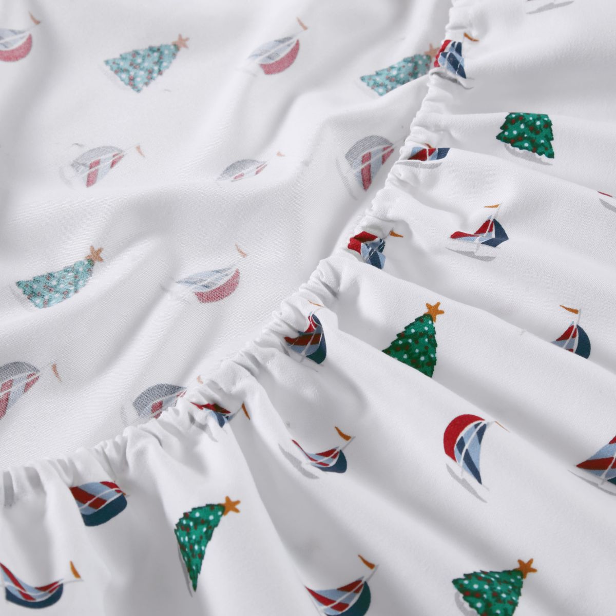 Holiday Sails Microfiber Sheet Set