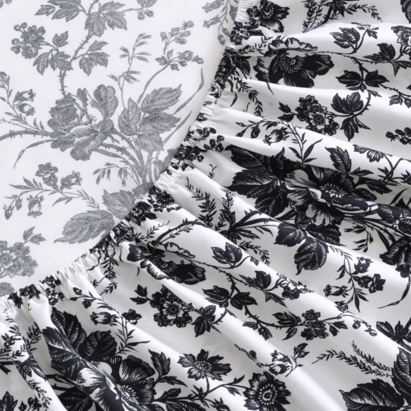 Betseys Toile Microfiber Sheet Set