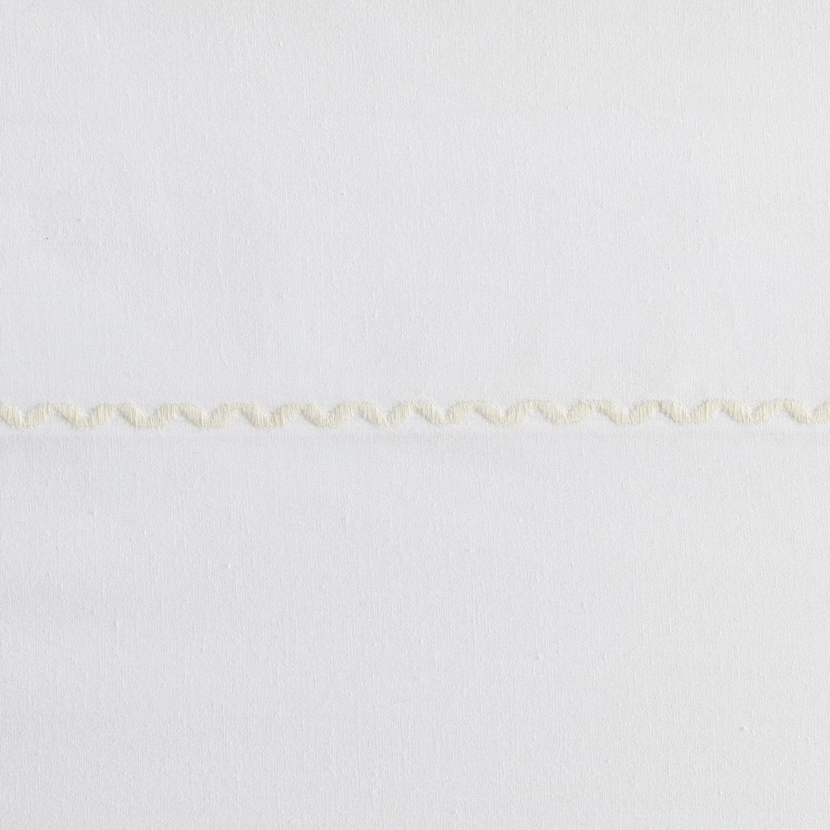 Scallop Embroidered 100% Cotton Sheet Set