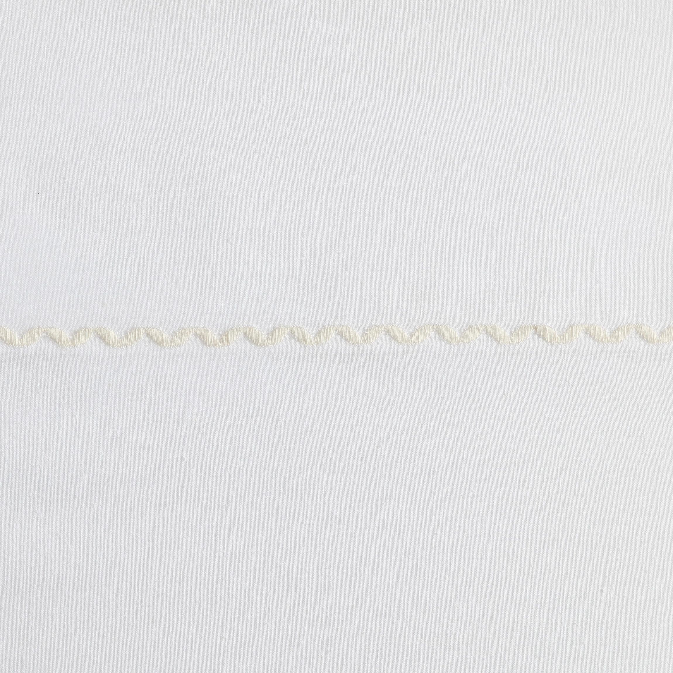 Scallop Embroidered 100% Cotton Sheet Set