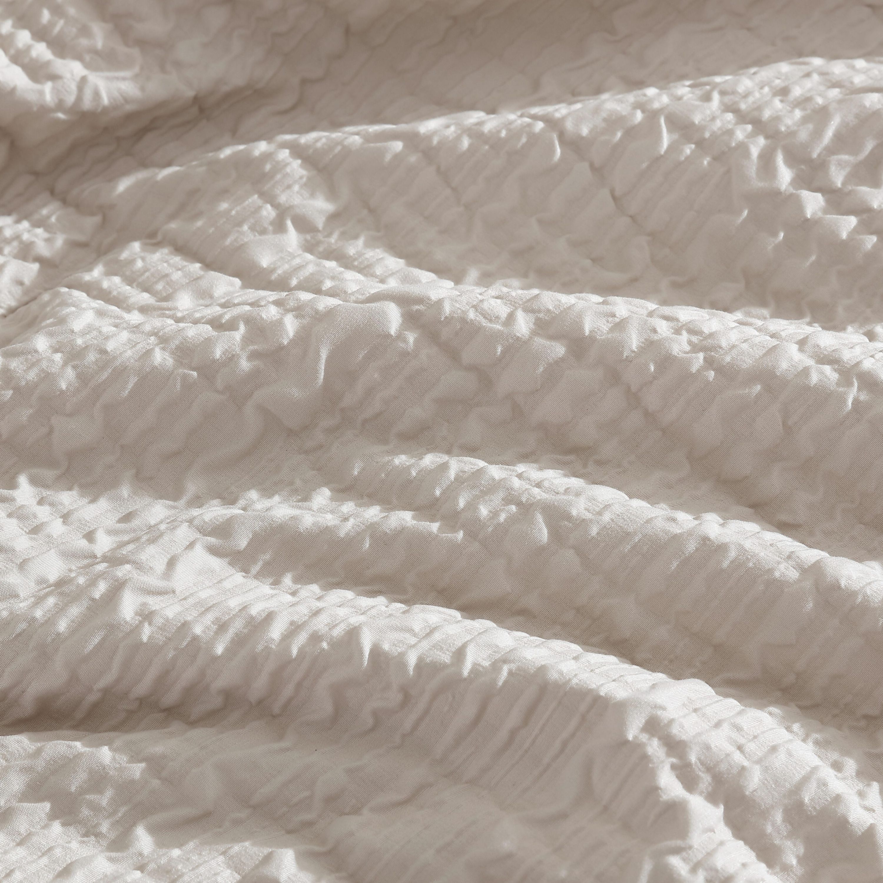 Serenity Wavy Lines Microfiber Comforter Set