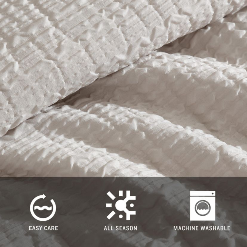 Serenity Wavy Lines Microfiber Comforter Set