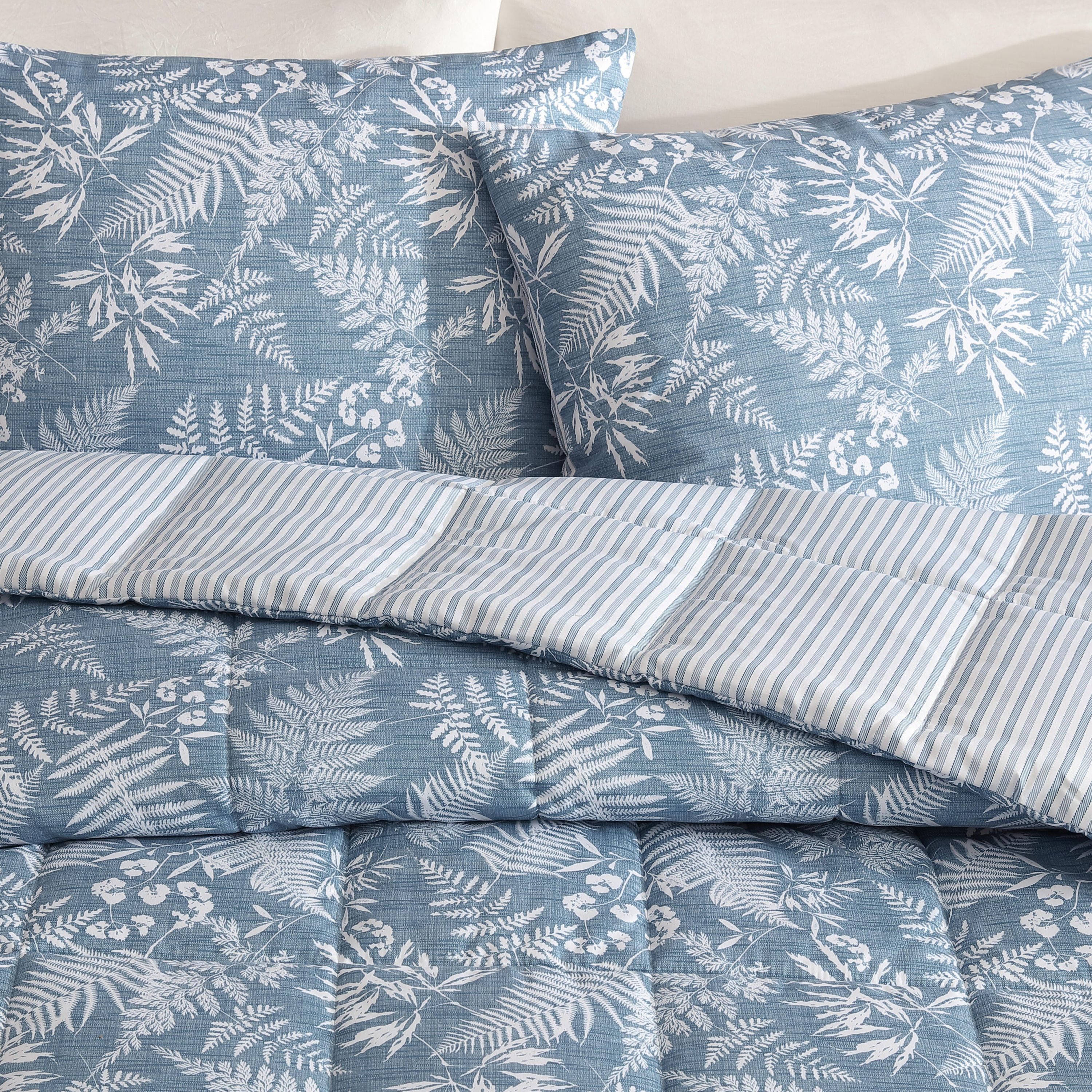 Fern Garden Microfiber Comforter-Sham Set