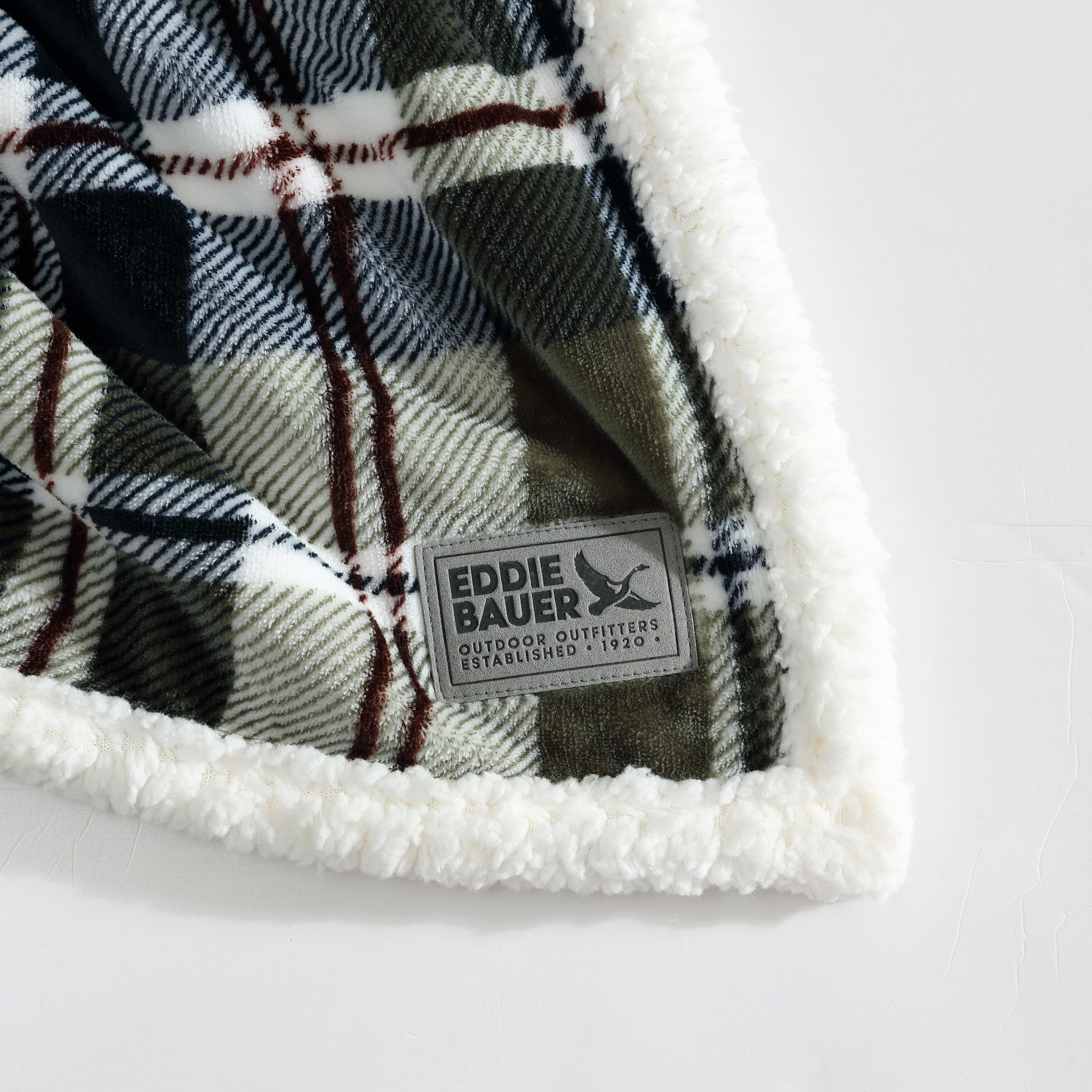 Trailhead Plaid Microfiber Throw Blanket