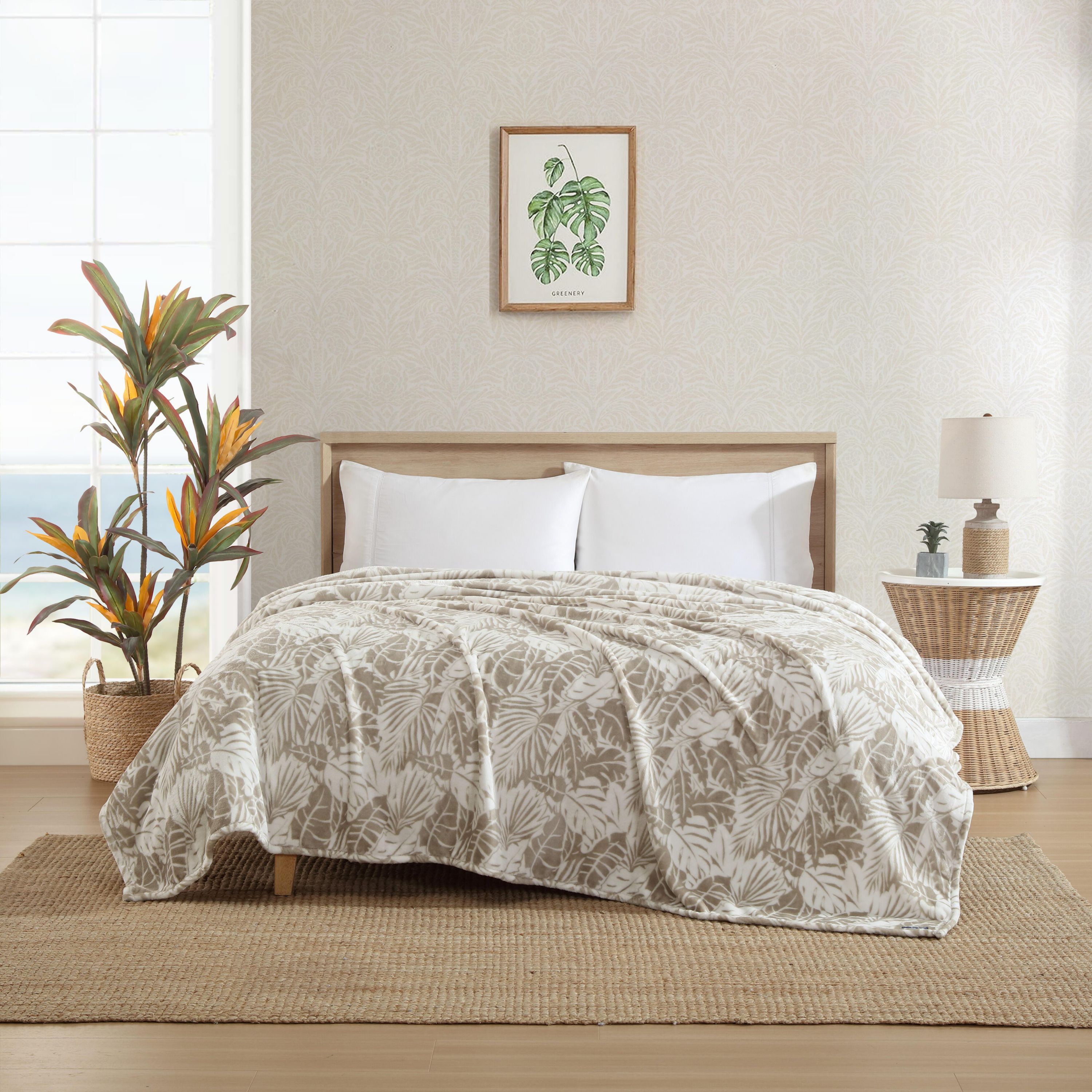 Costa Blanca Microfiber Blanket