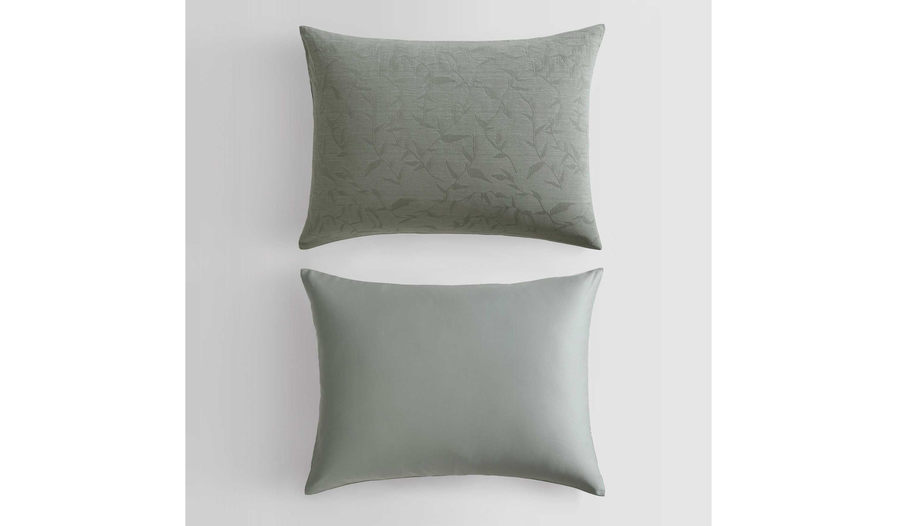 Branching Leaves Cotton Comforter-Sham Set