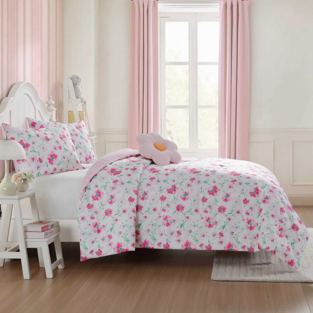 Meadow Daisies Microfiber Comforter Sham Bonus Set