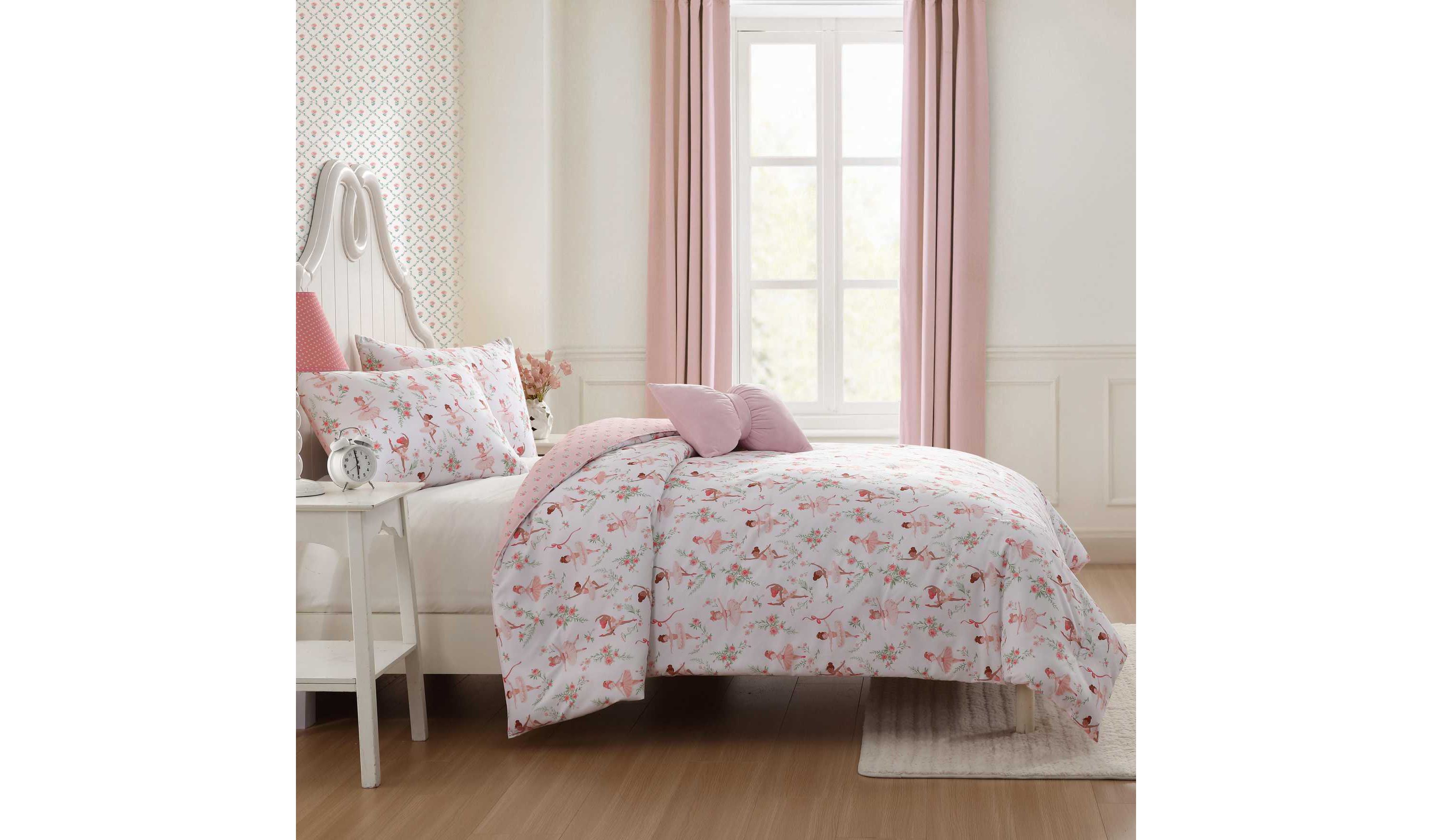 Ballerina Divas Microfiber Comforter Sham Bonus Set
