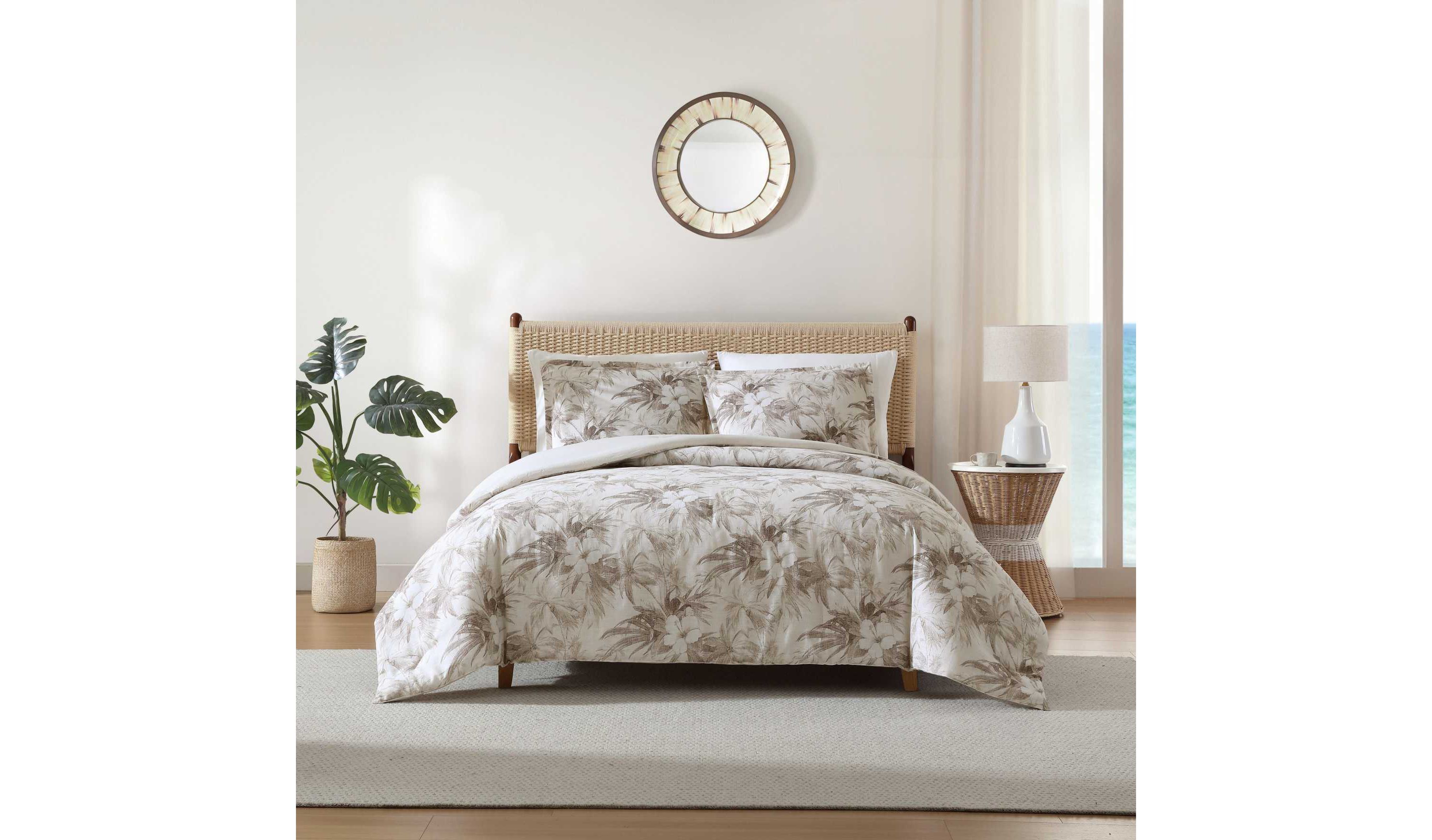 Beachway Blooms  Comforter-Sham Set