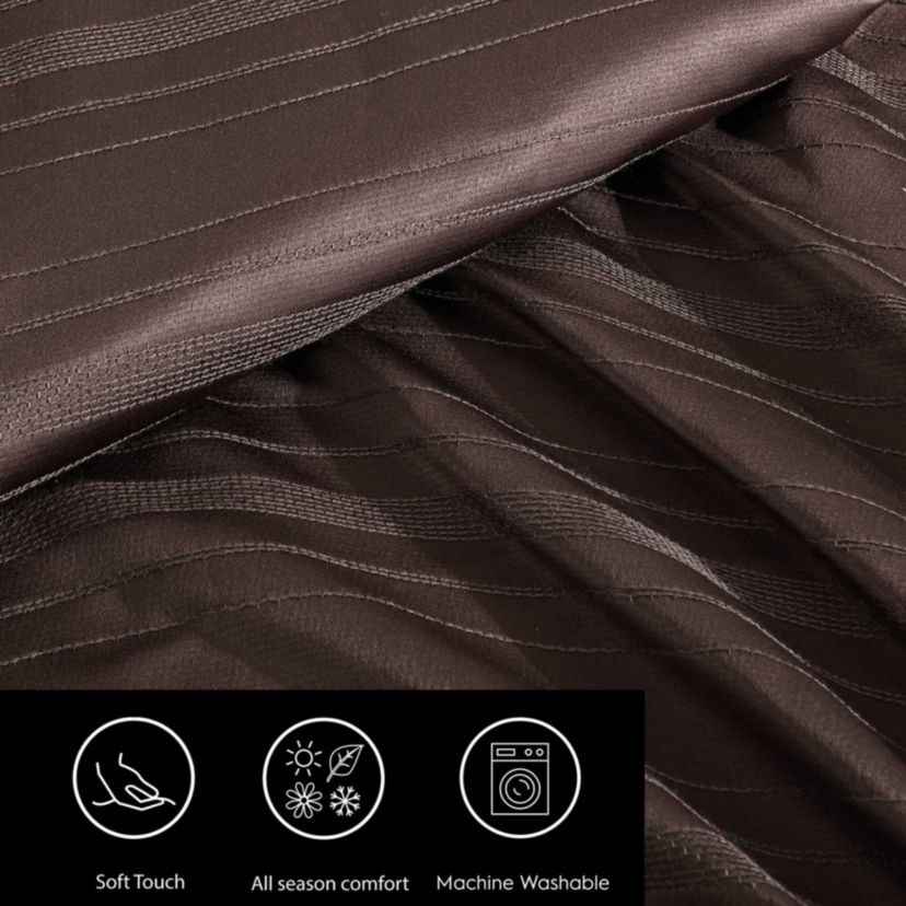 Illusion Lines Microfiber Comforter Set