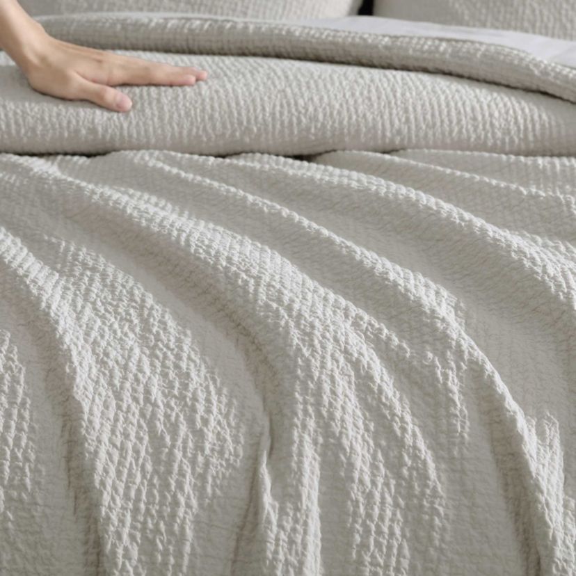 Puckered Texture Cotton Comforter Set
