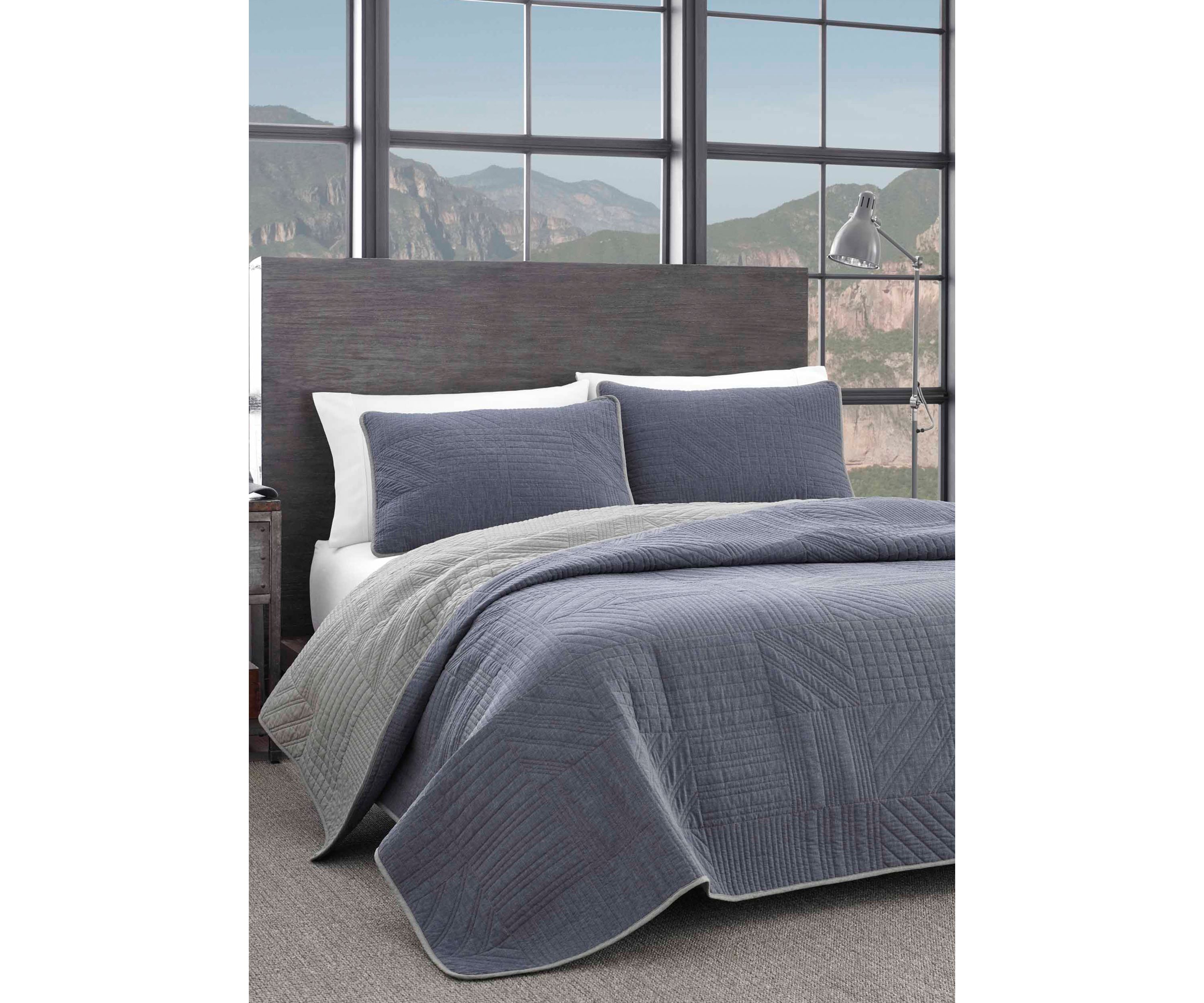 Hidden Lake Quilt Set