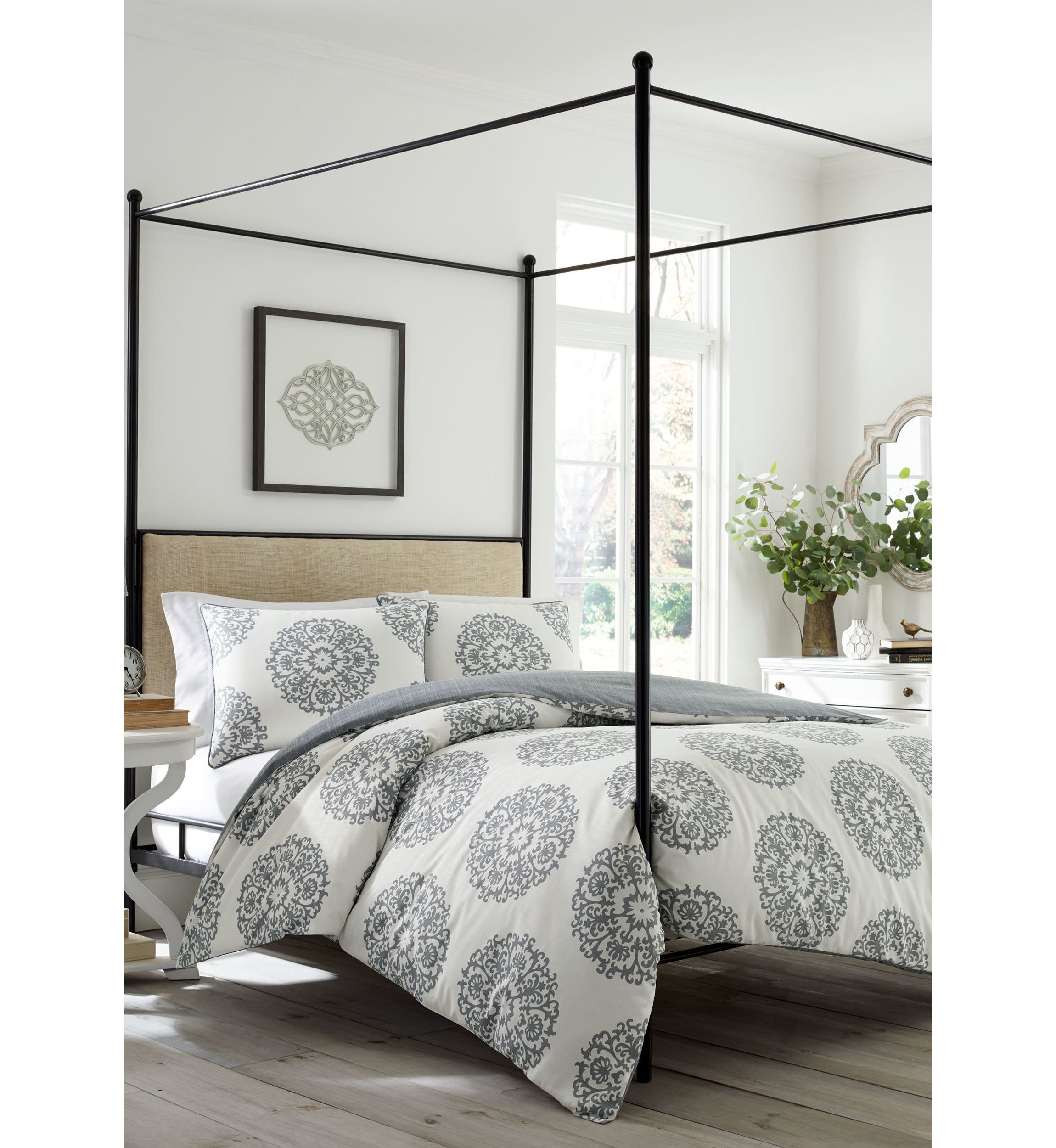 Bristol Comforter Set