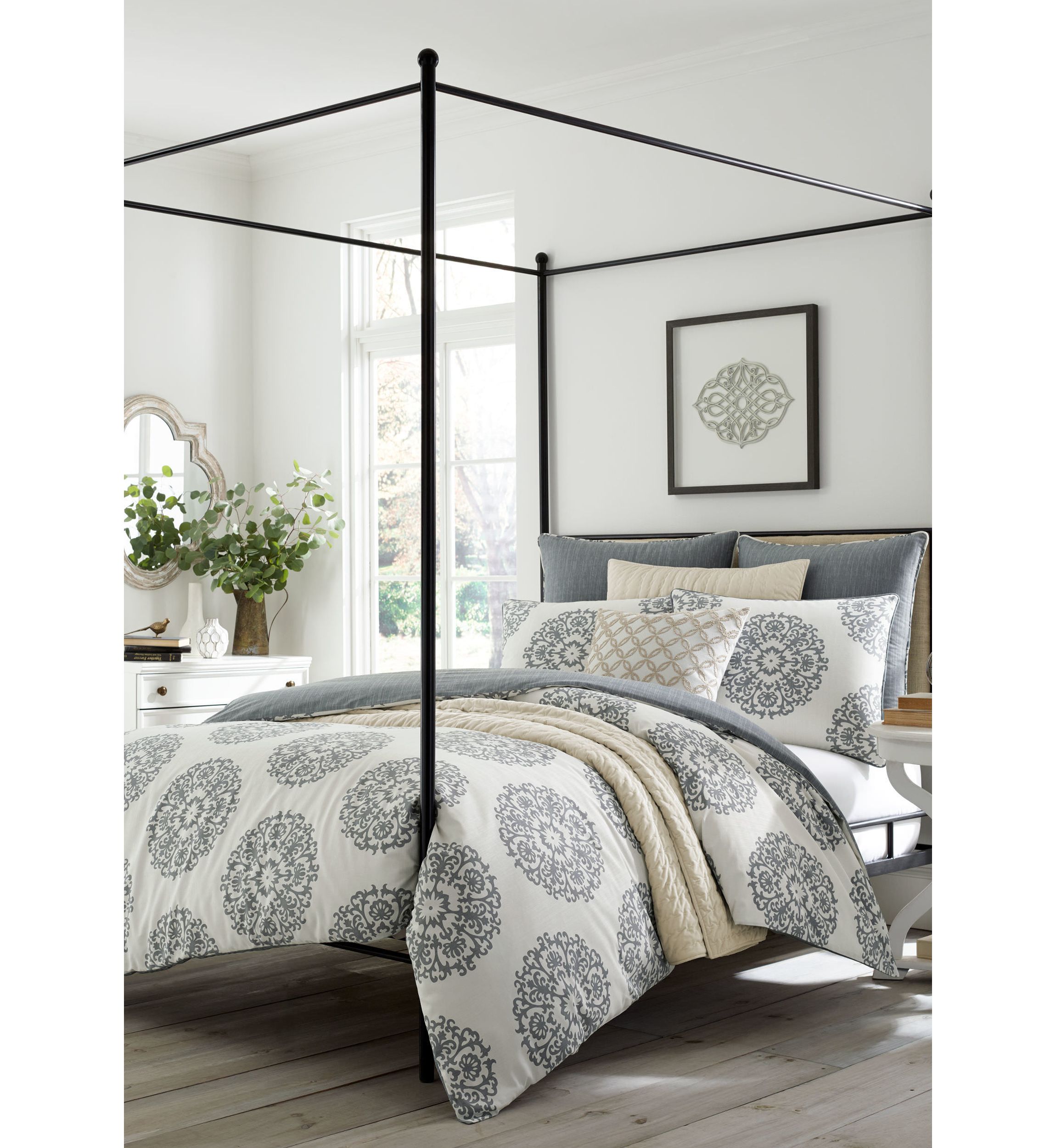 Bristol Comforter Set