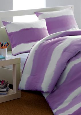 Steve Madden Skylar Magenta Twin Comforter Set 86 In X 66 In Belk