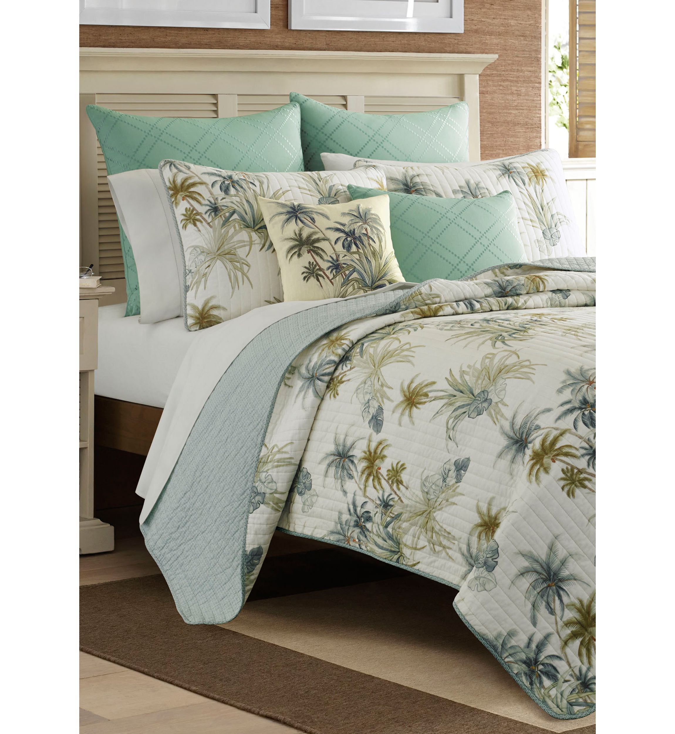 Serenity Palms Quilt