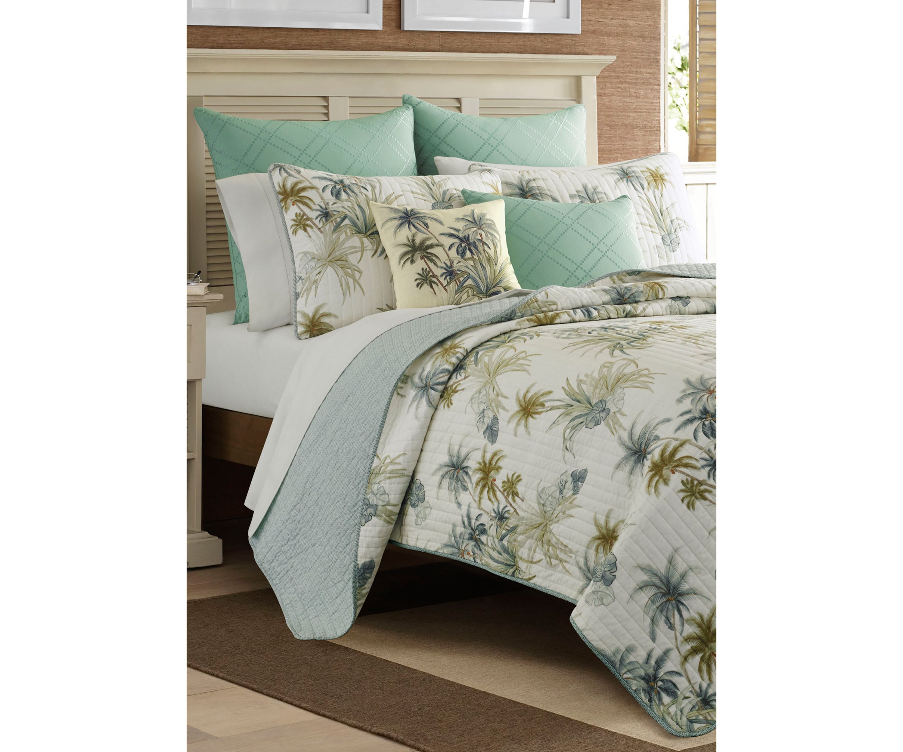 Serenity Palms Quilt