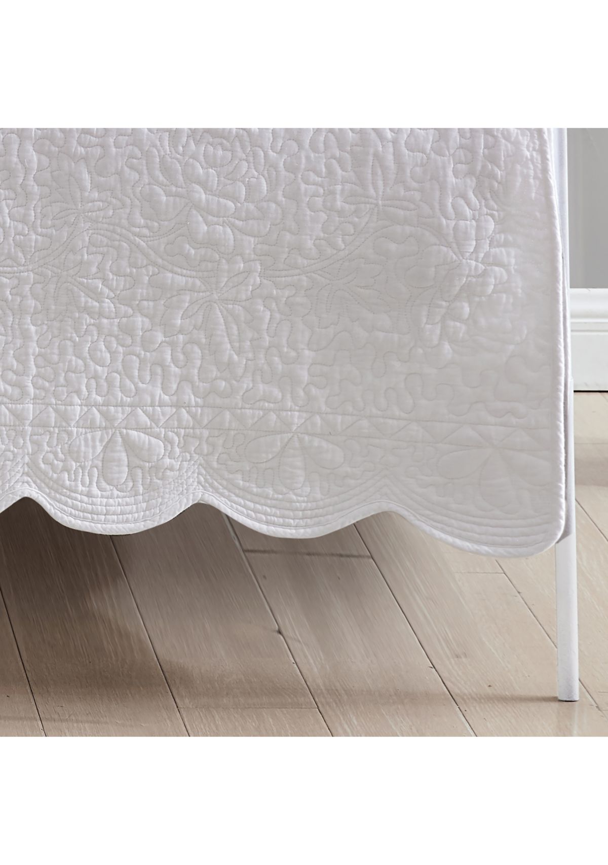 Solid Trellis Stitch 4-Piece Cotton Daybed Set