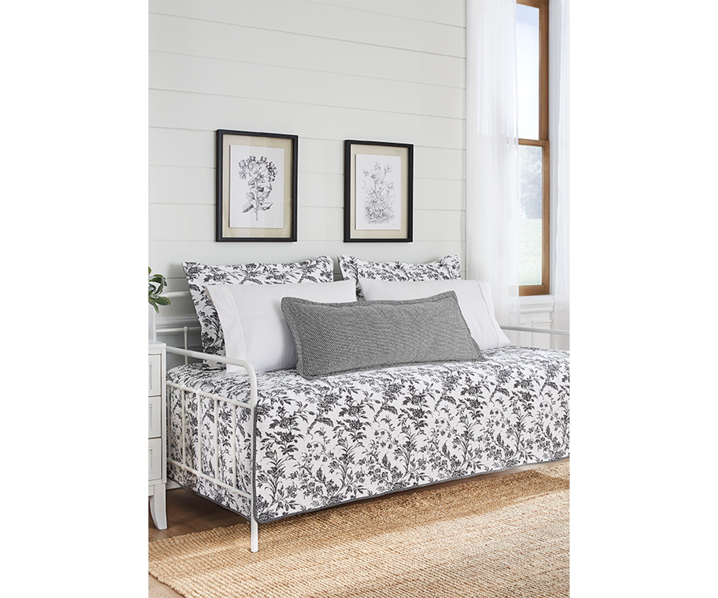 Amberley 4-Piece Charcoal Cotton Bonus Daybed Set