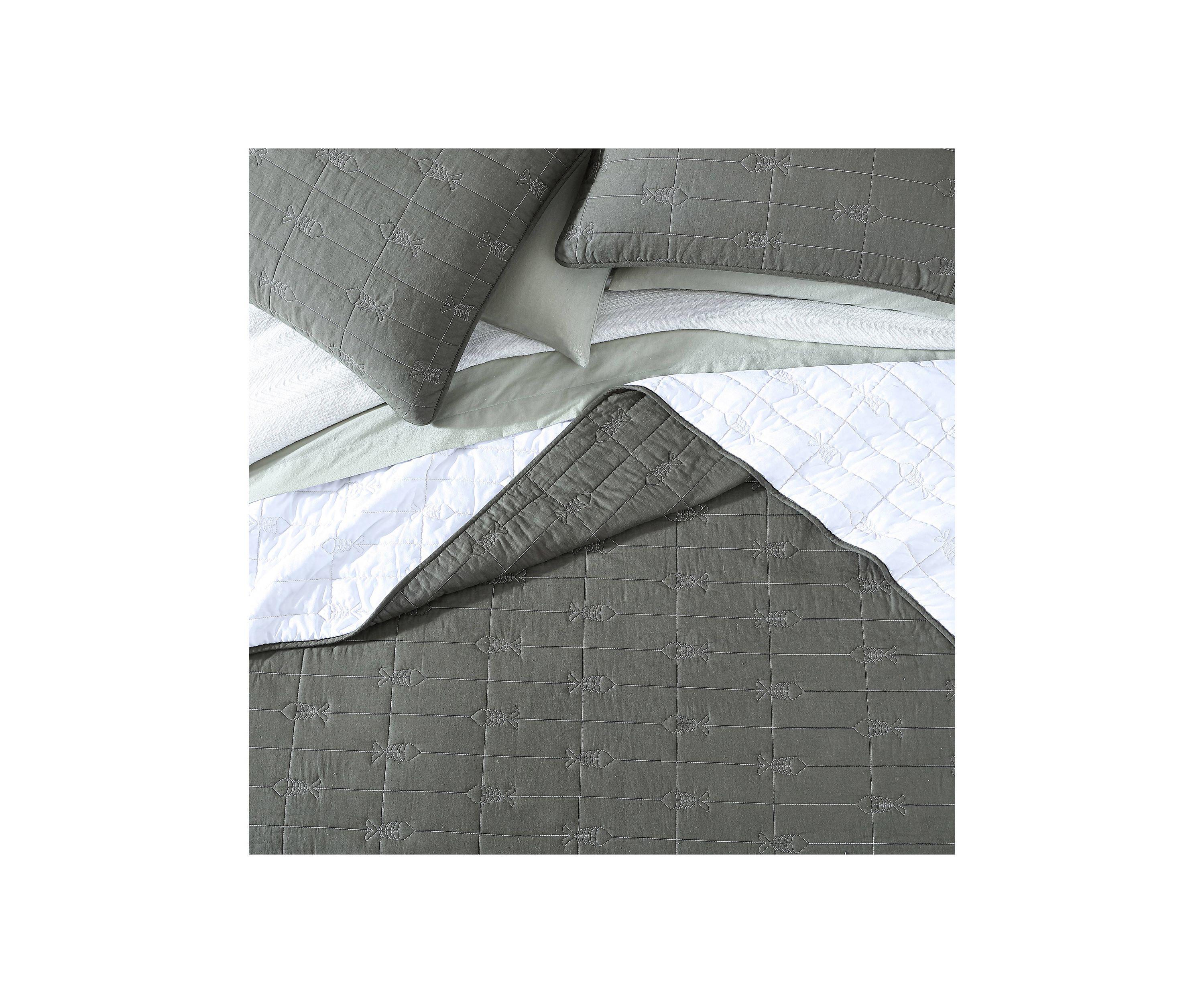 Troutdale Solid 4-Piece Cotton Bonus Daybed Set