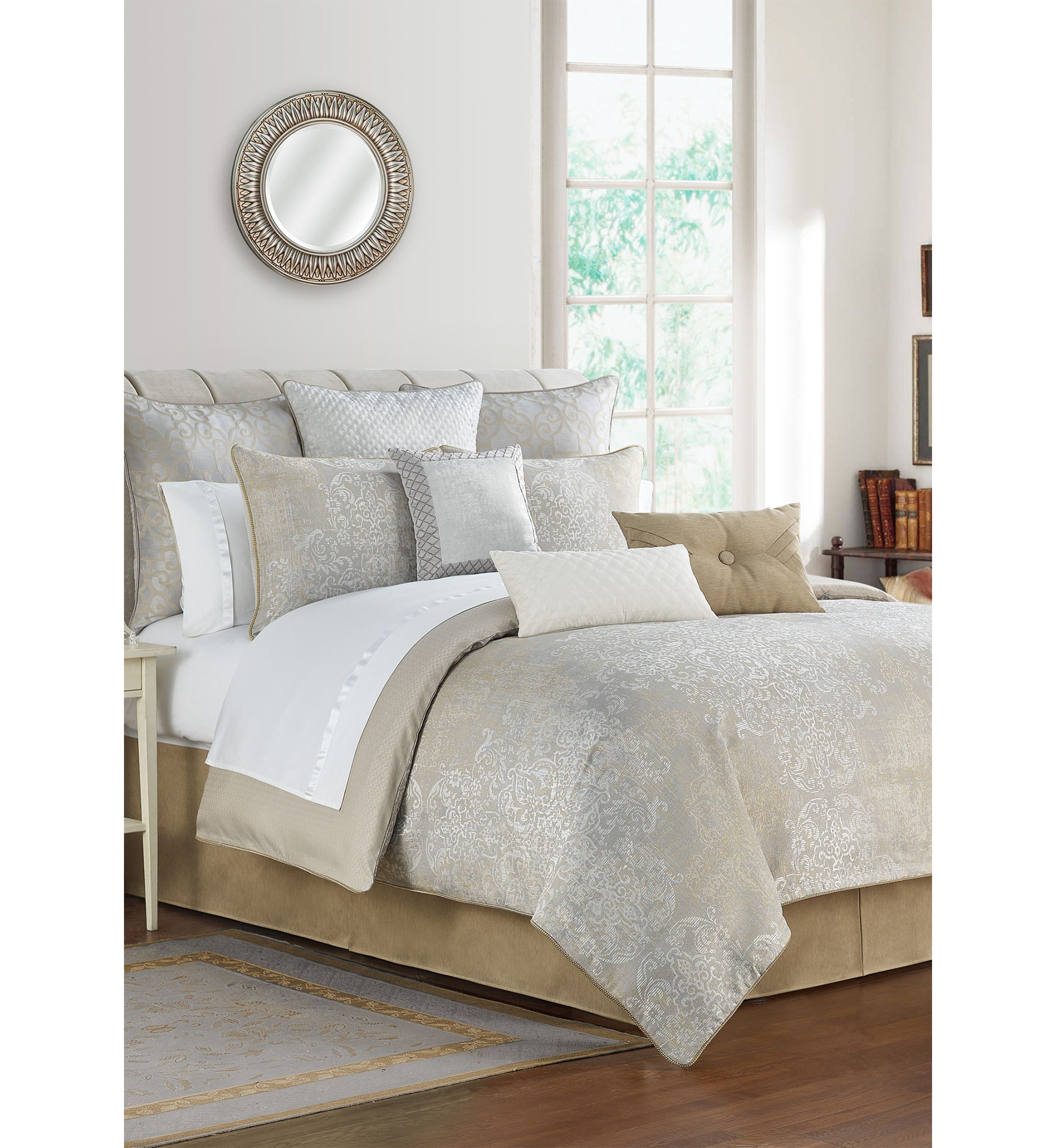 Maritana Queen Jacquard 4-Piece Comforter Set