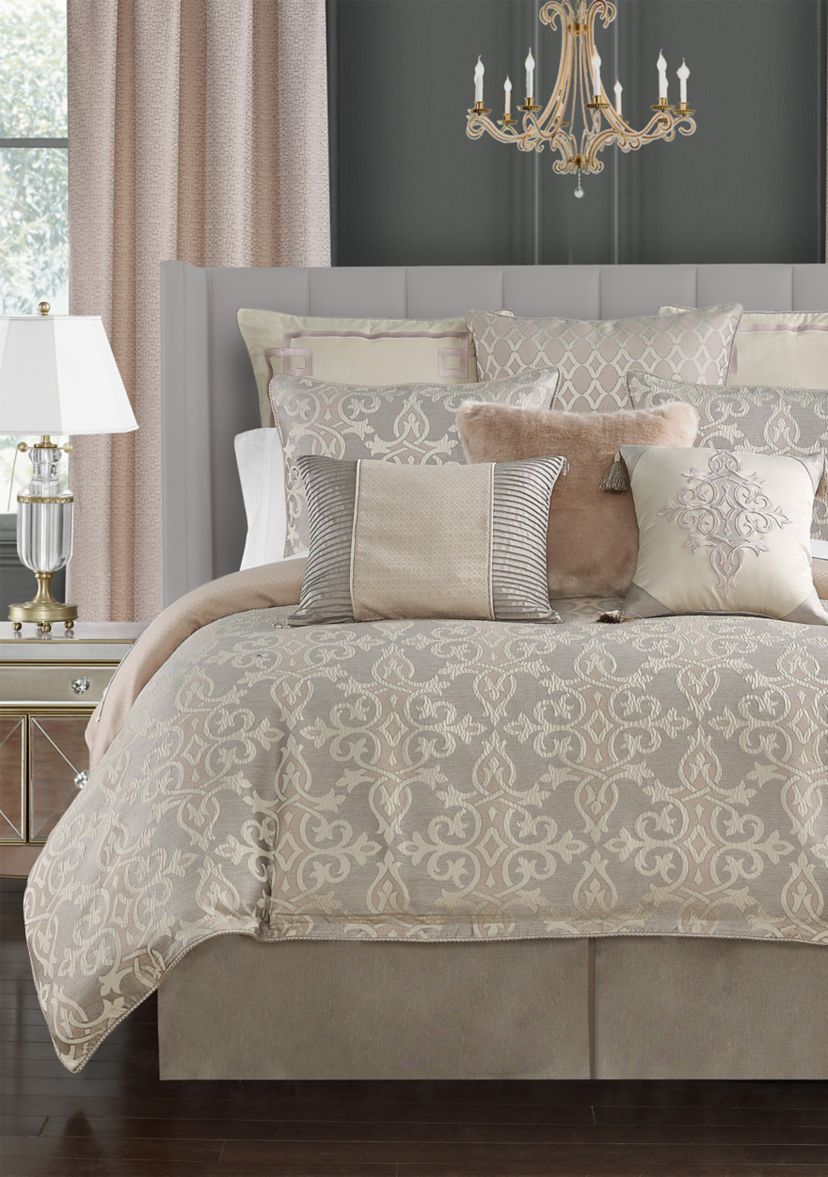 Travis 4 Piece Comforter Set