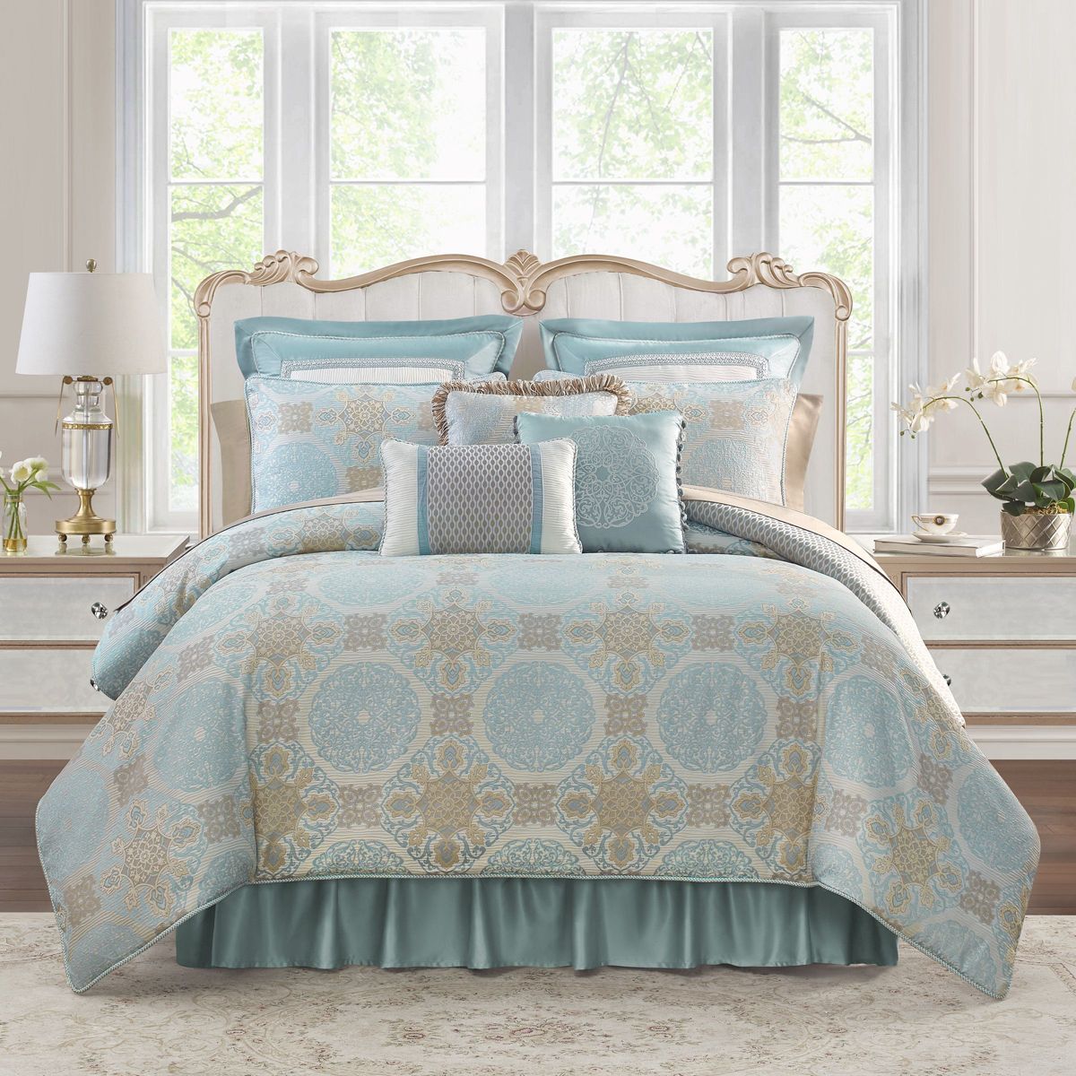 Jonet 6PC. Comforter Set