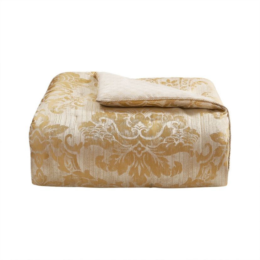  Tarmon Beige 8 Piece Queen Comforter Set 