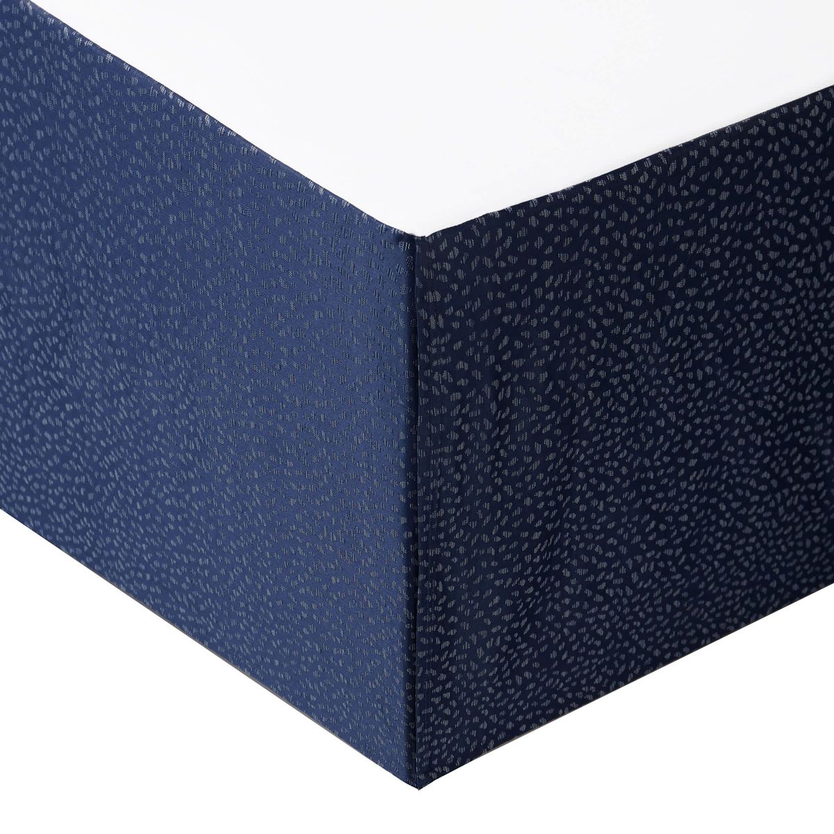 The elegant Waterford Blarney bedding set is an exquisite woven jacquard in blue with ivory accents.   The comforter and matching pillow shams feature a multi layer jacquard with a blooming arabesque design . Add a contemporary feel with the center pleat bedskirt in blue with a small pebble woven design. Included in the four piece set is the comforter, two pillow shams and bedskirt.