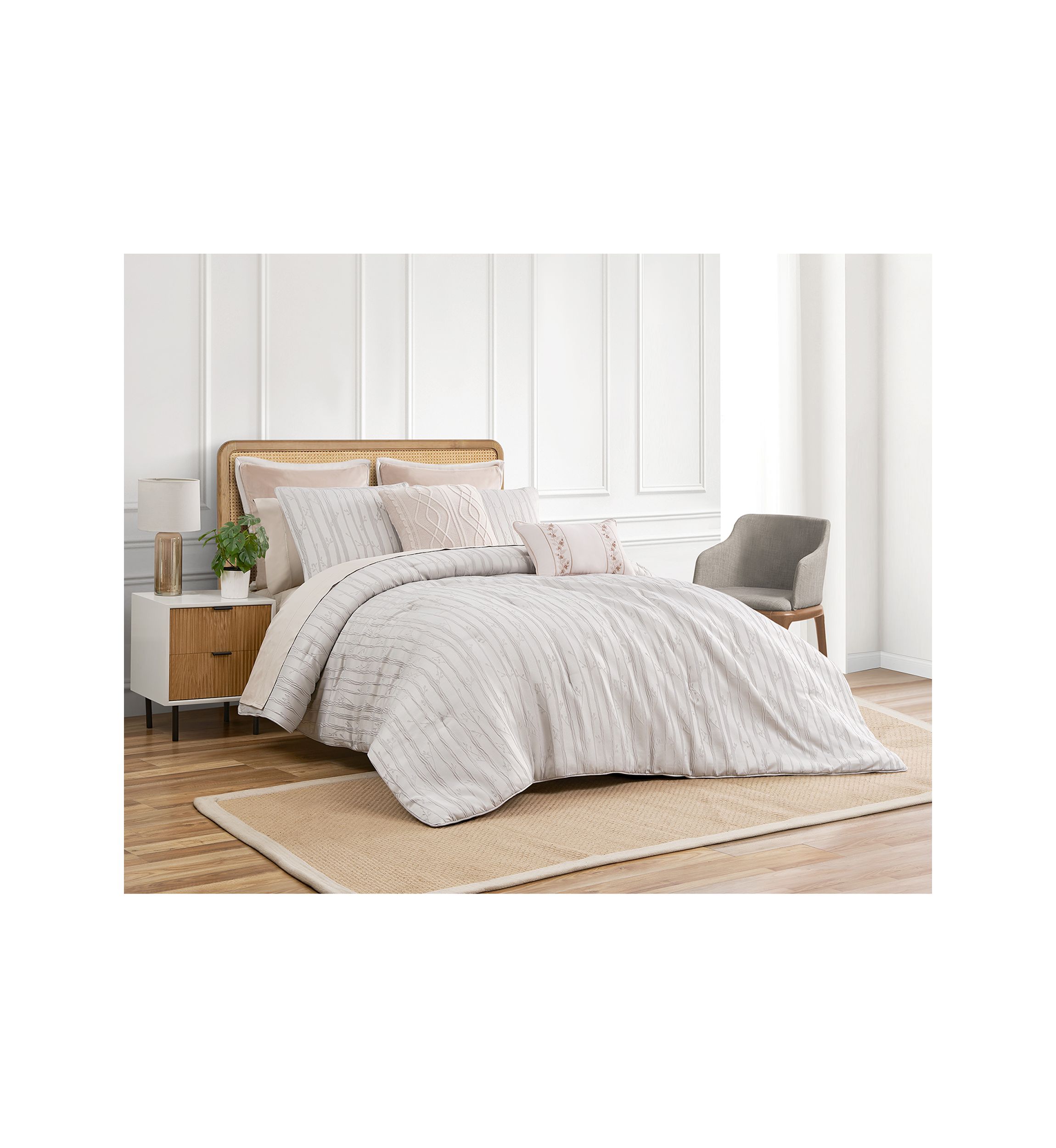 Wythe Comforter Set