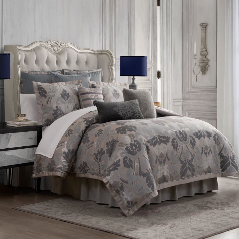 Lorna Mocha Queen Comforter Set