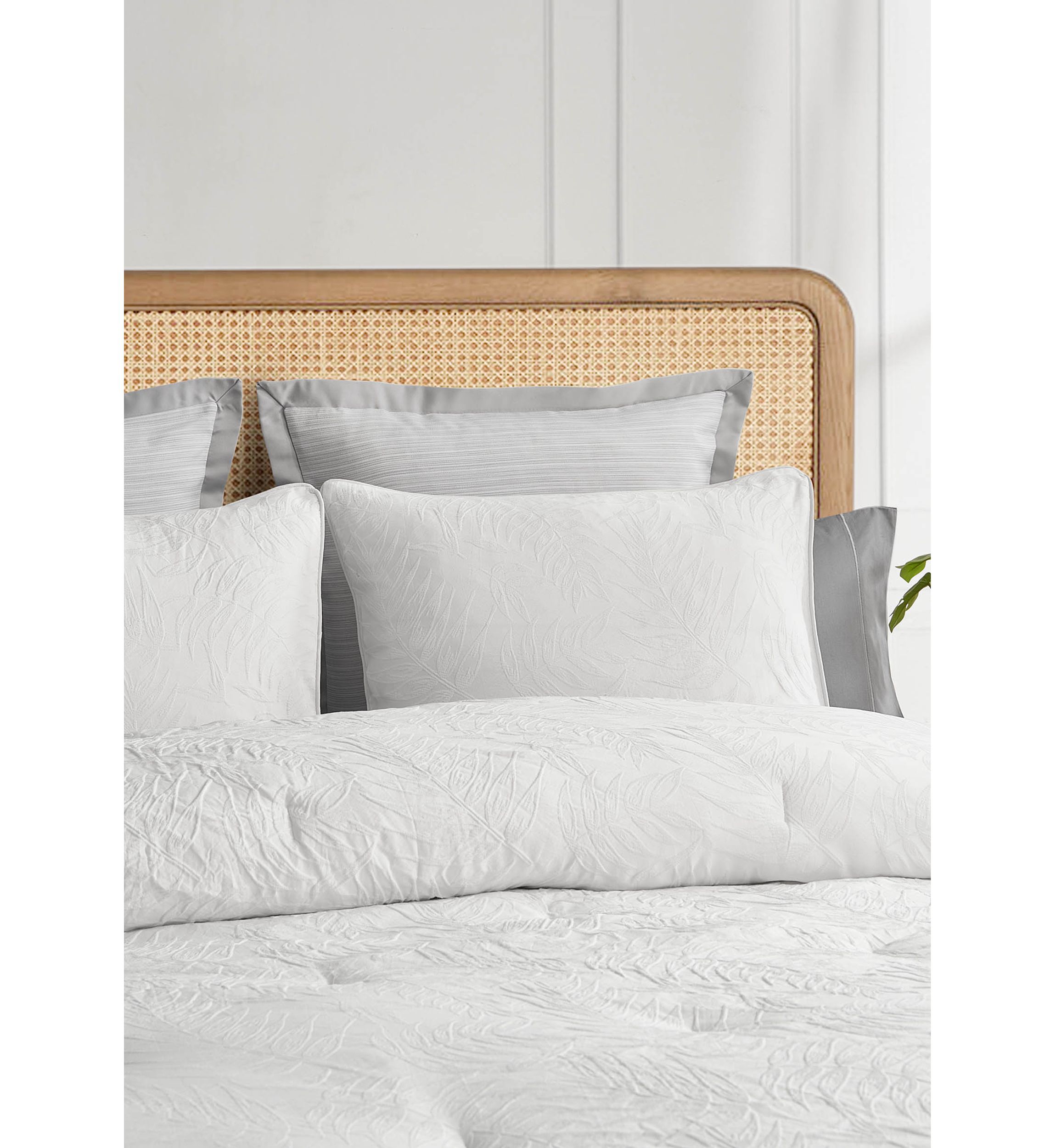 Lori Stone 3 Piece Comforter Set