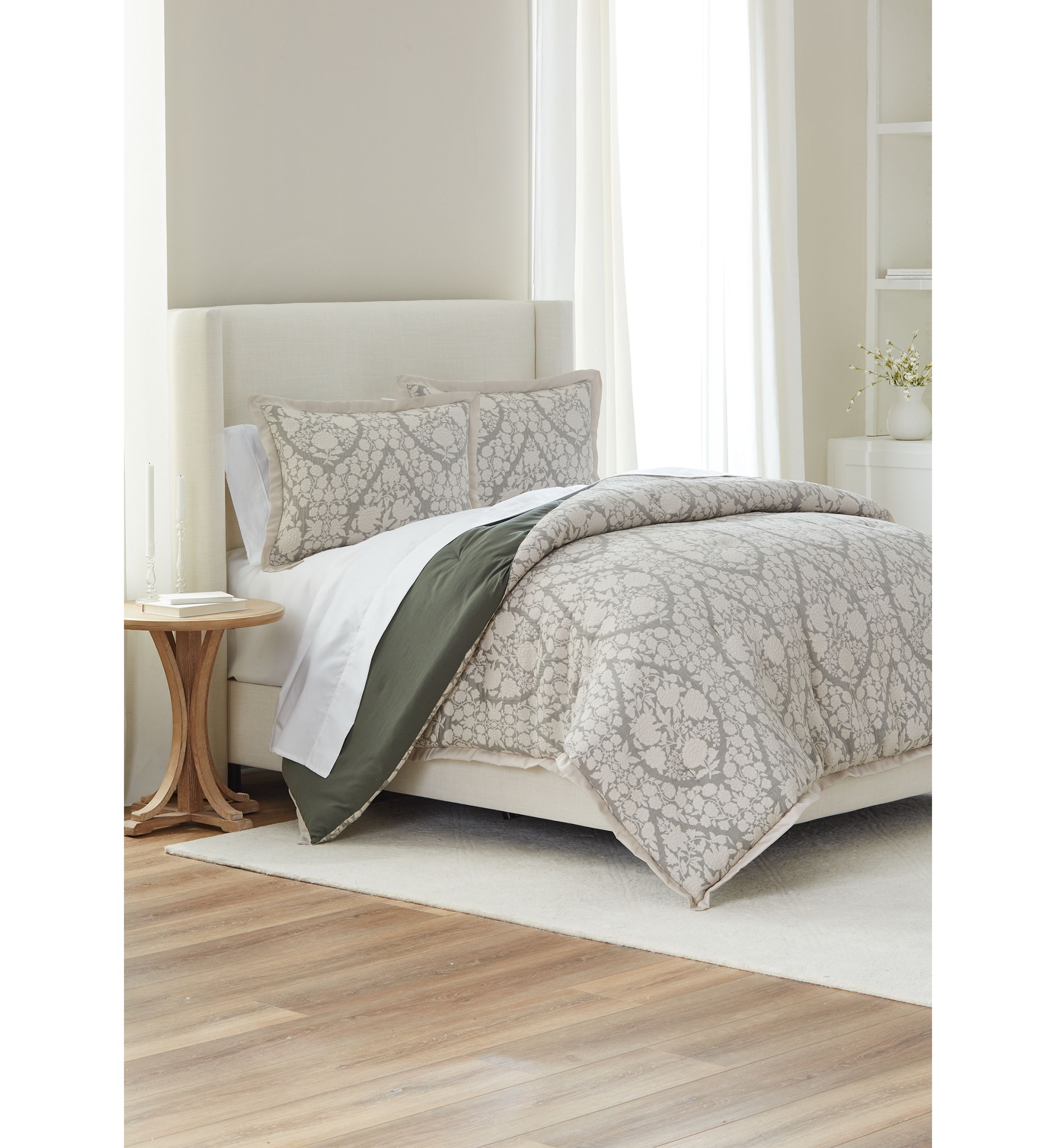 Fallon Comforter Set