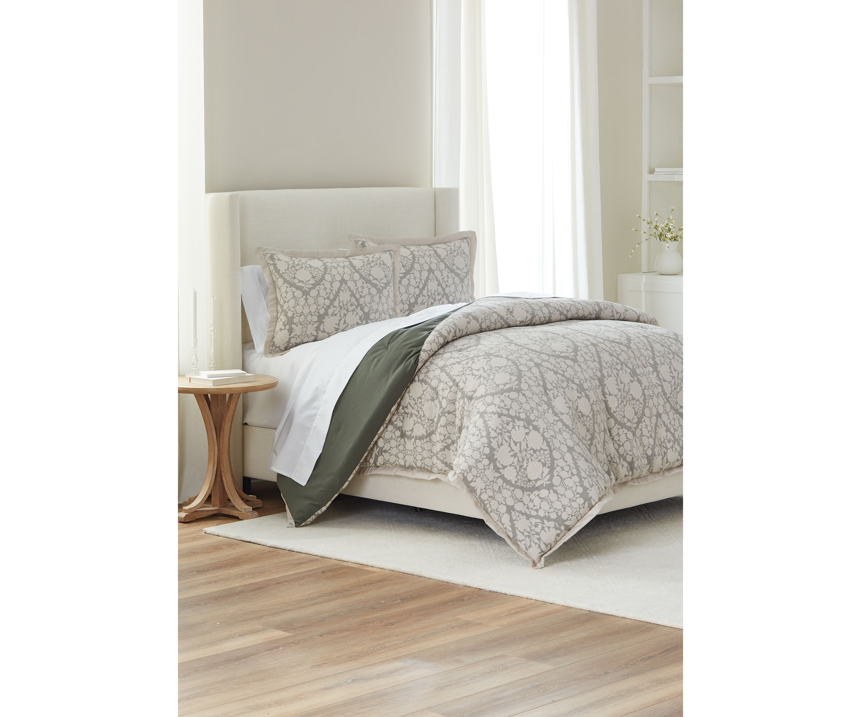 Fallon Comforter Set