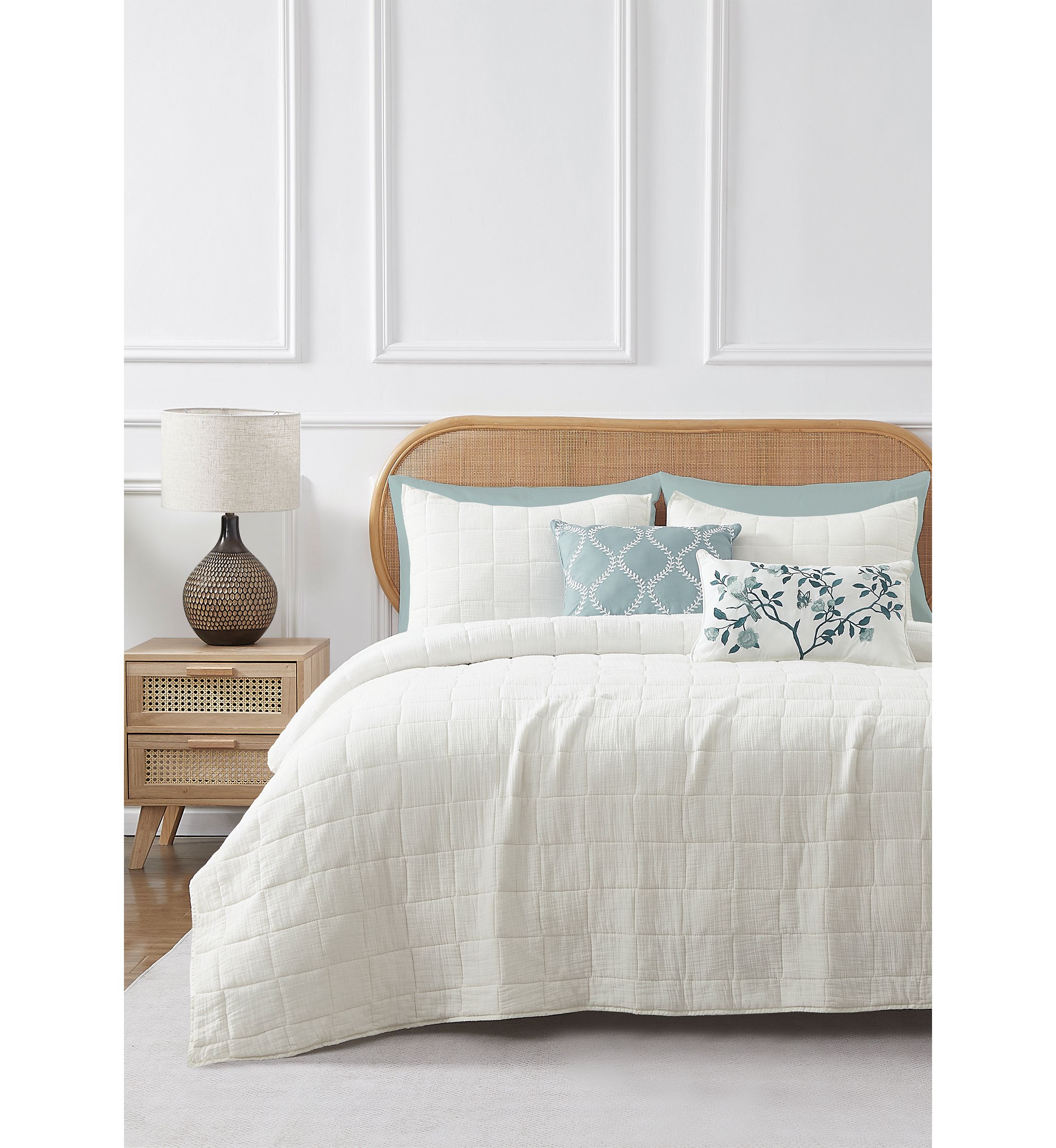 Charlotte Quilt Set