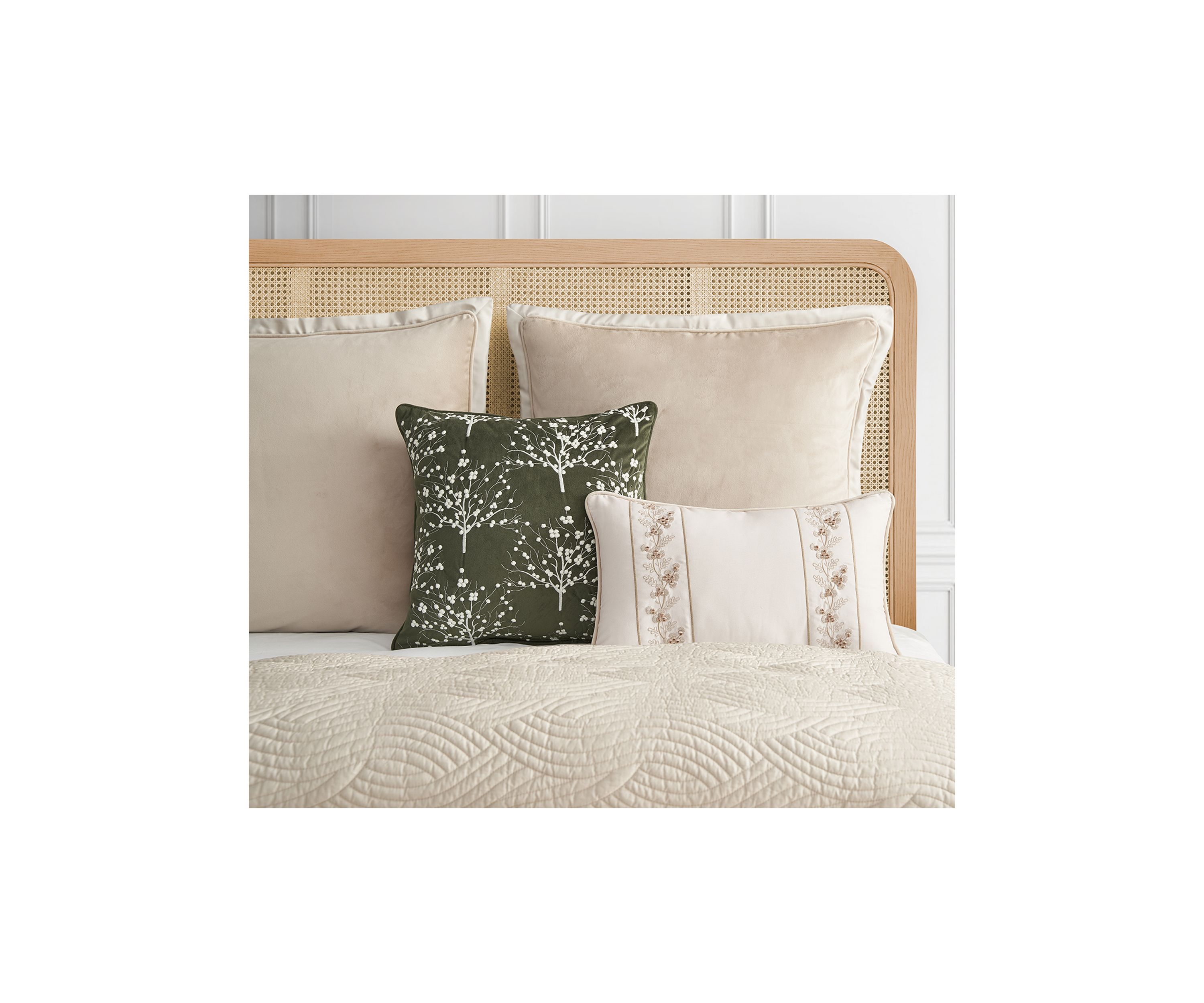 Elera Oatmeal Decorative Pillow